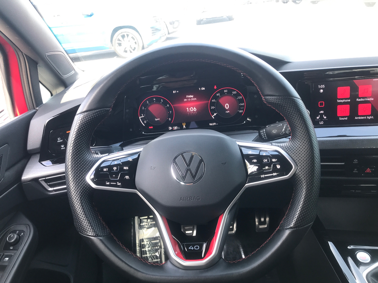 2023 Volkswagen Golf GTI 40th Anniversary Edition 10