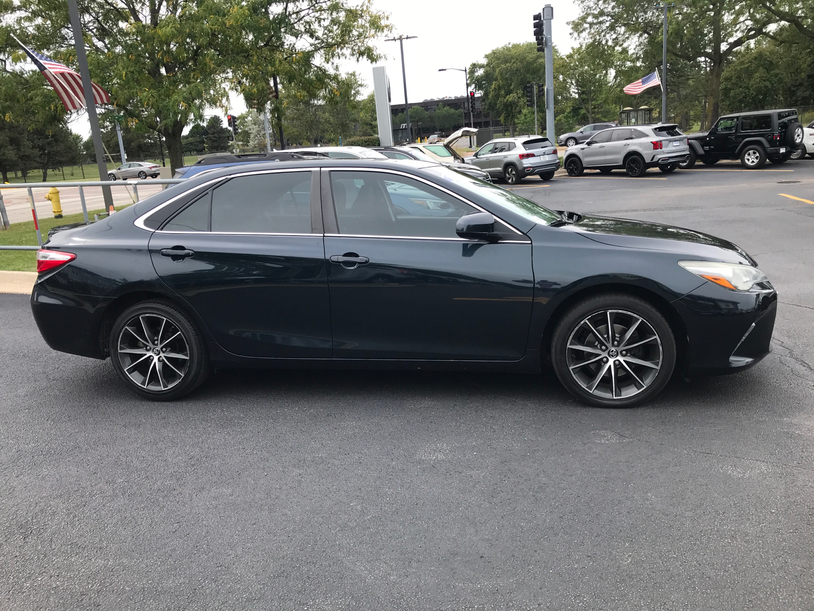 2016 Toyota Camry  2