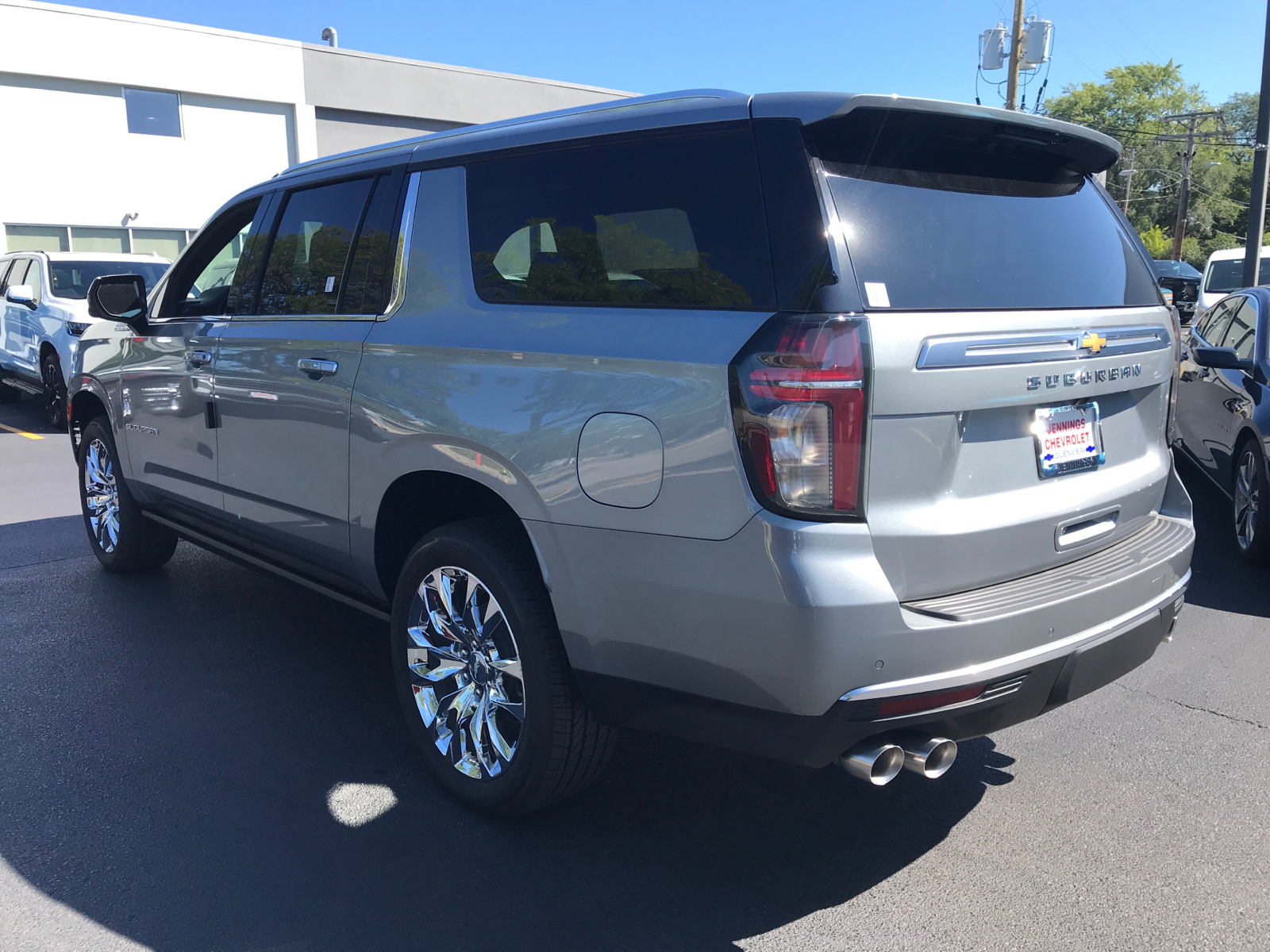 2024 Chevrolet Suburban High Country 4