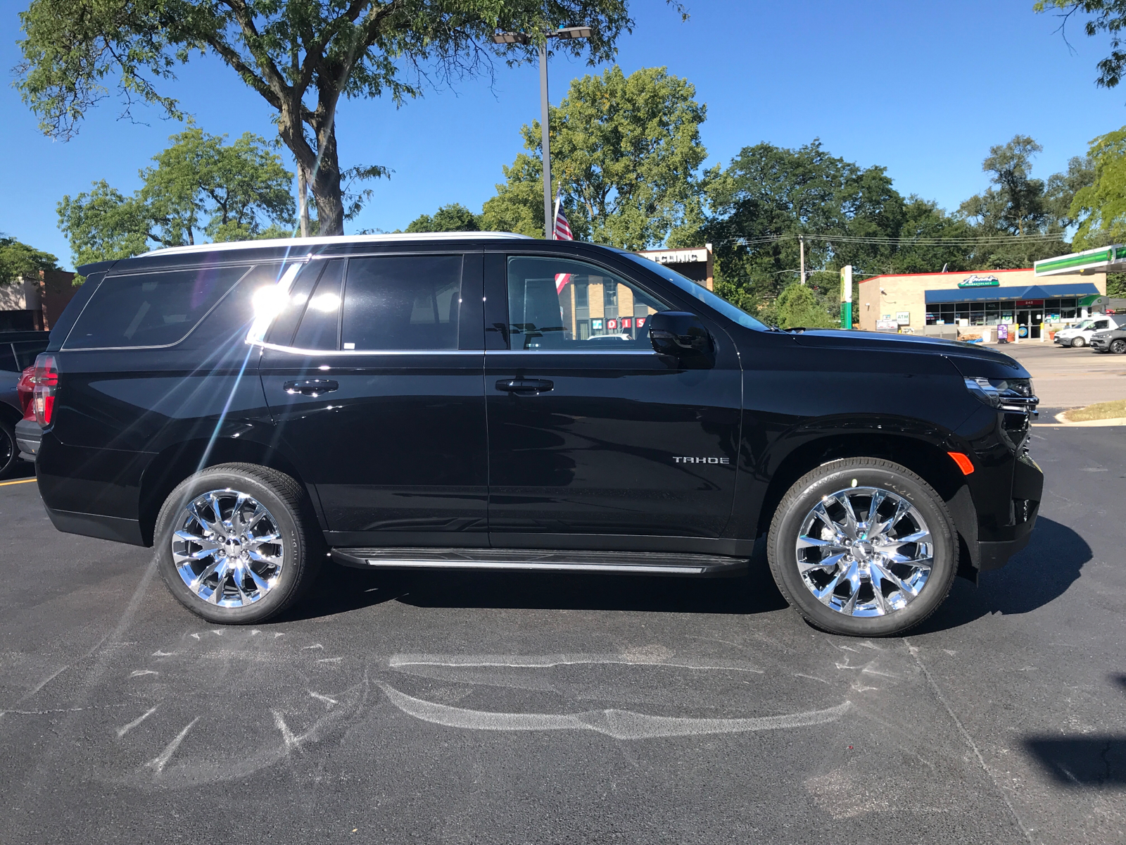 2024 Chevrolet Tahoe LT 2