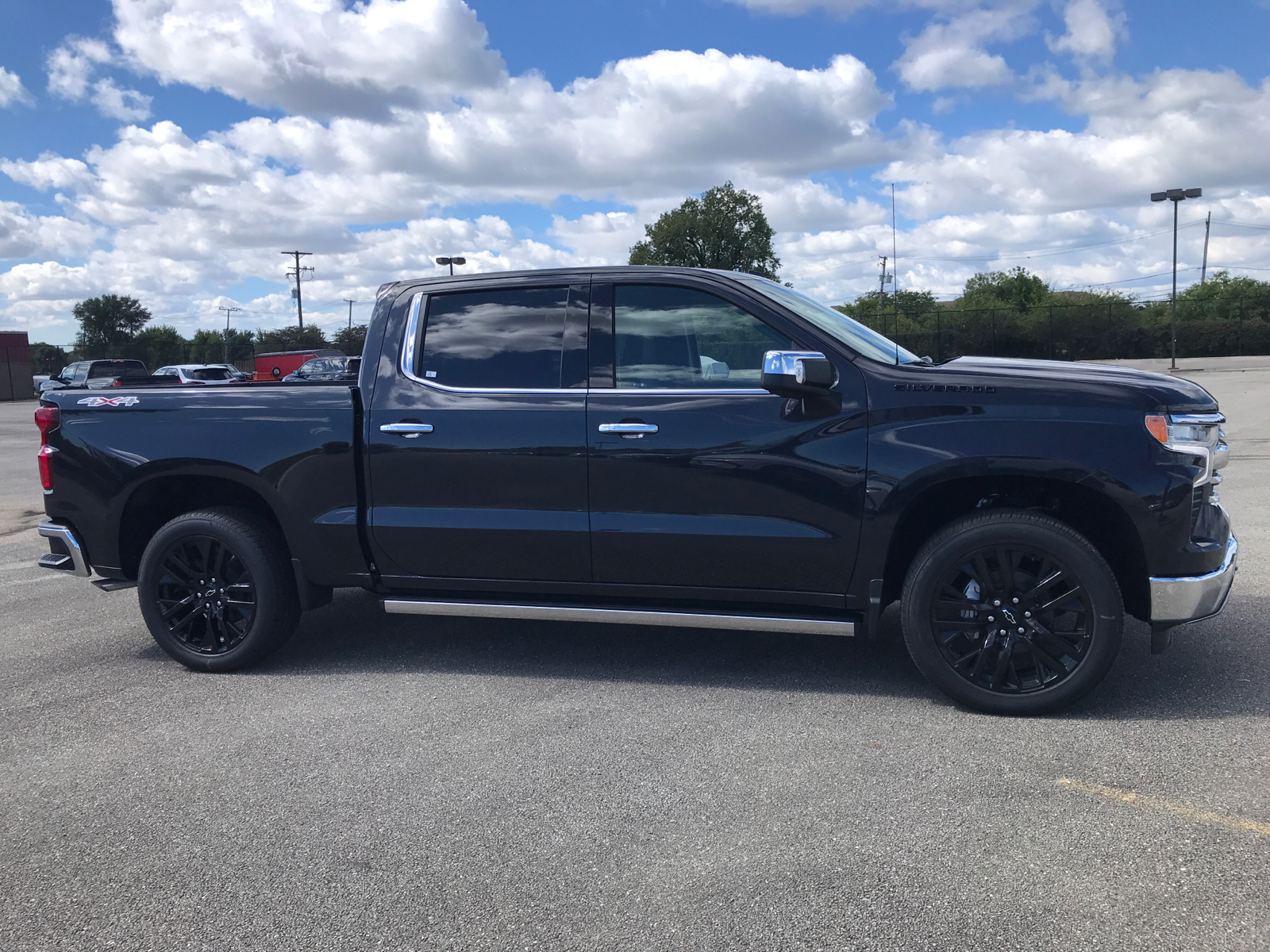 2024 Chevrolet Silverado 1500 LTZ 2