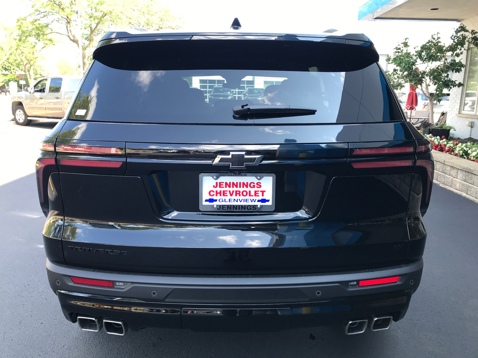 2024 Chevrolet Traverse FWD LT 26