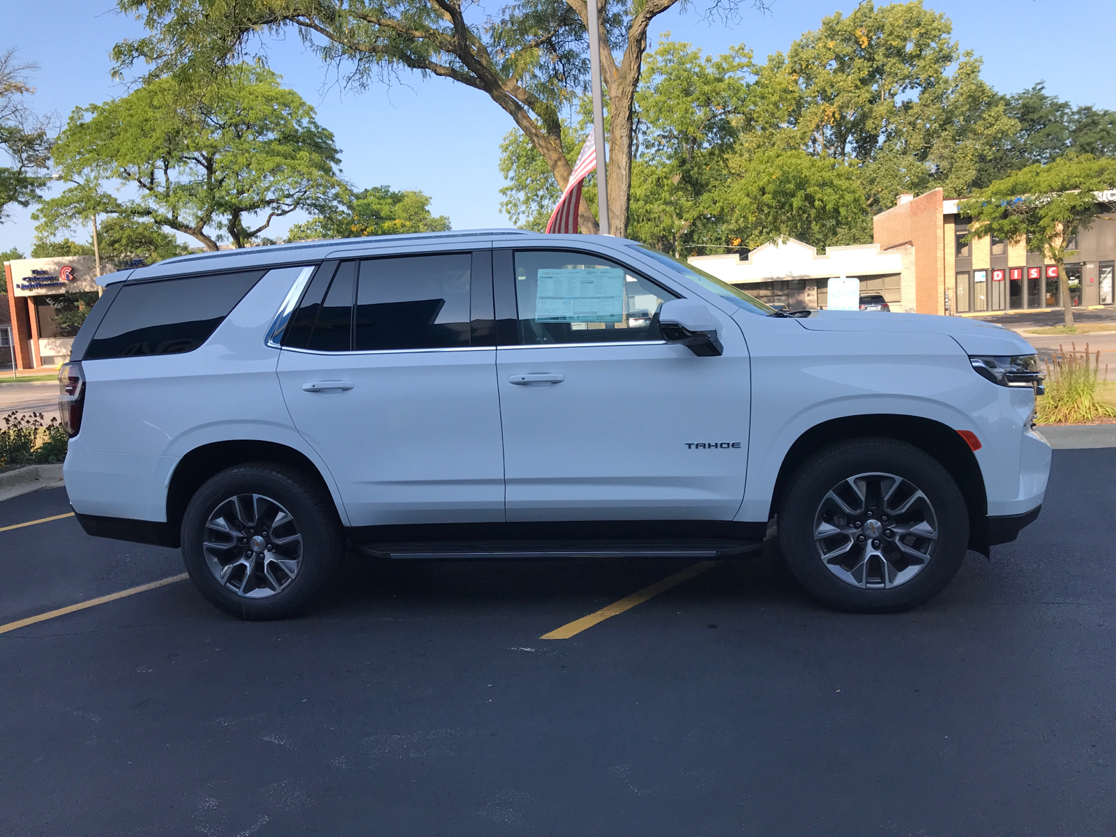 2024 Chevrolet Tahoe LT 2