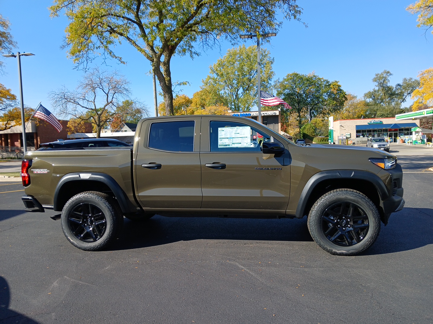 2024 Chevrolet Colorado 4WD Trail Boss 2