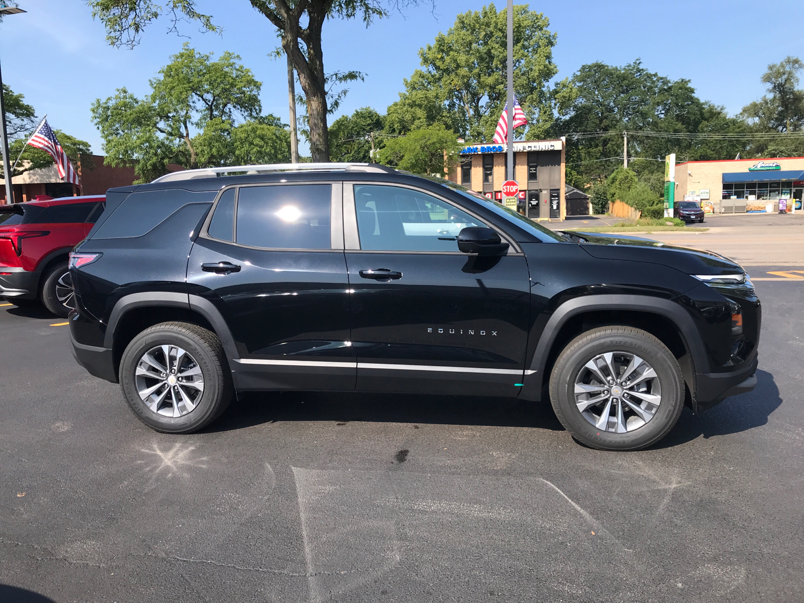 2025 Chevrolet Equinox FWD LT 2