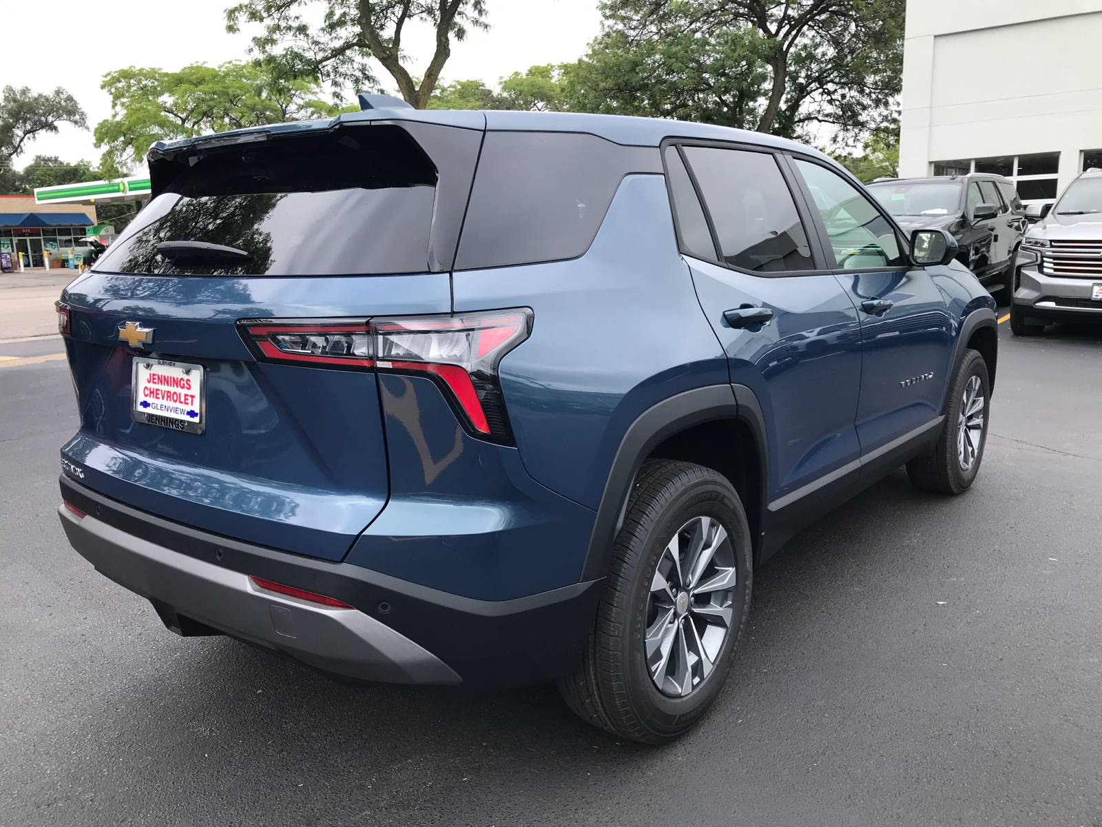 2025 Chevrolet Equinox FWD LT 3