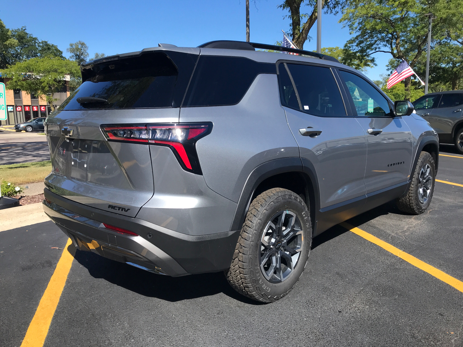 2025 Chevrolet Equinox AWD ACTIV 3