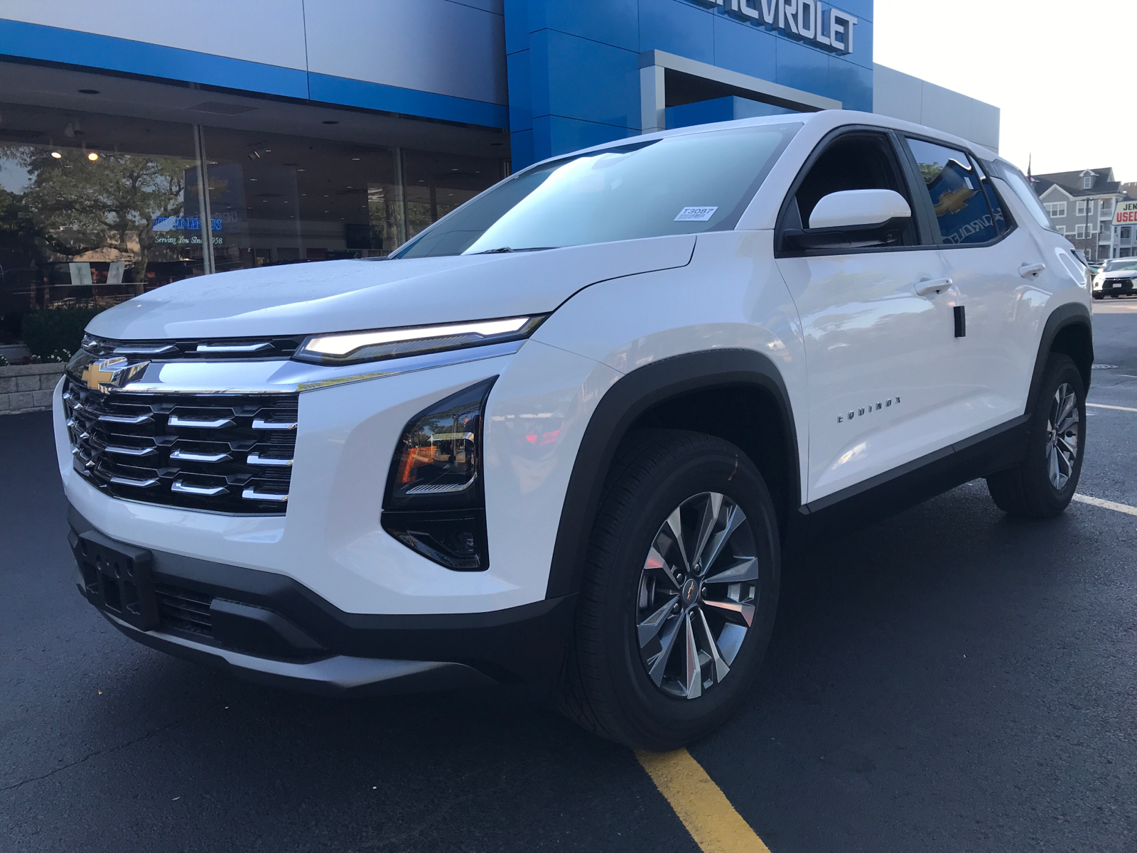 2025 Chevrolet Equinox FWD LT 5