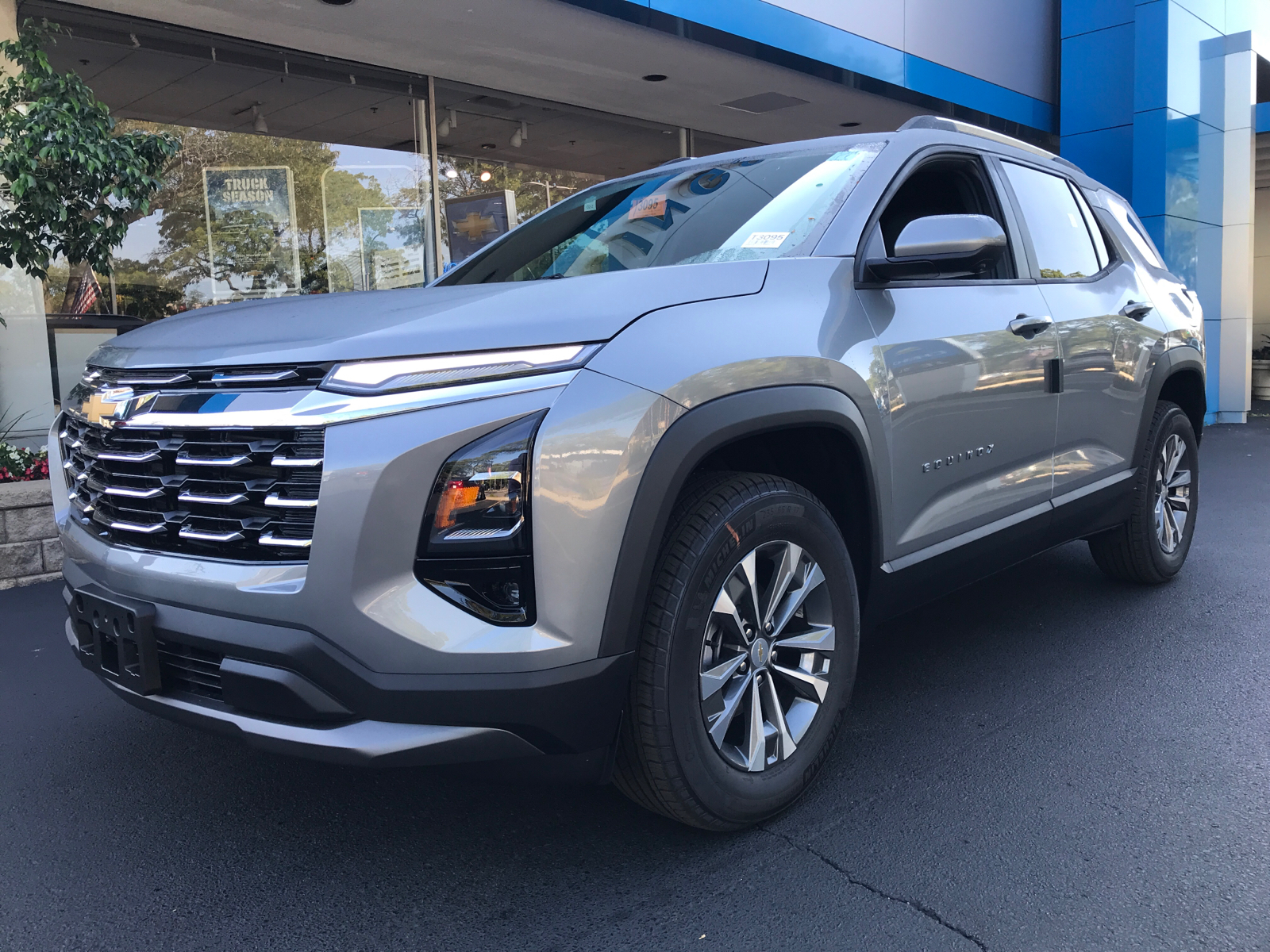 2025 Chevrolet Equinox AWD LT 5