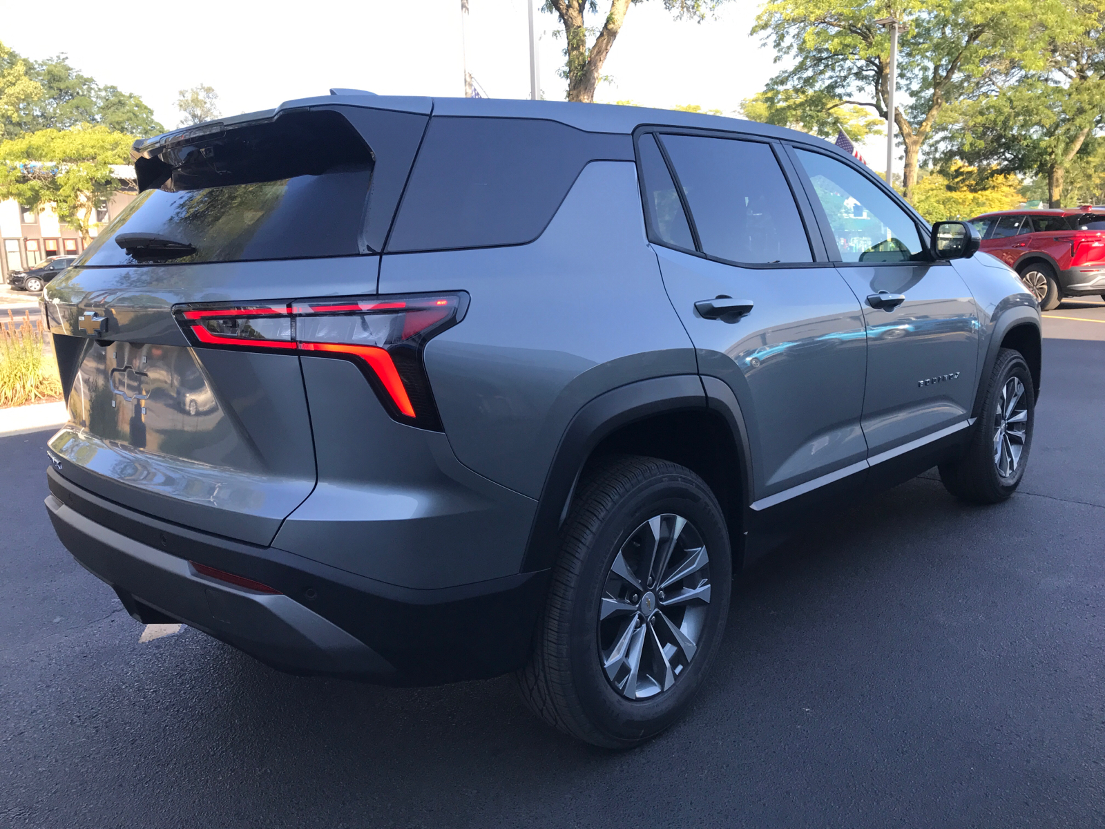 2025 Chevrolet Equinox FWD LT 3