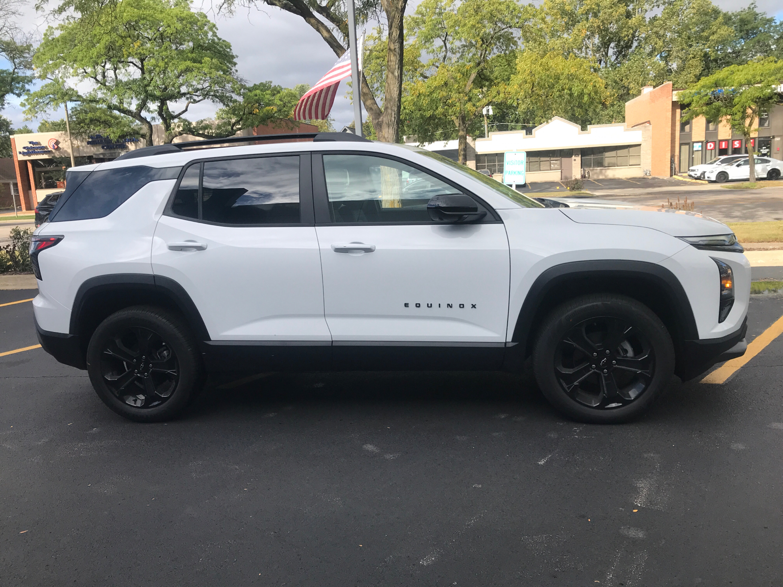 2025 Chevrolet Equinox AWD LT 2