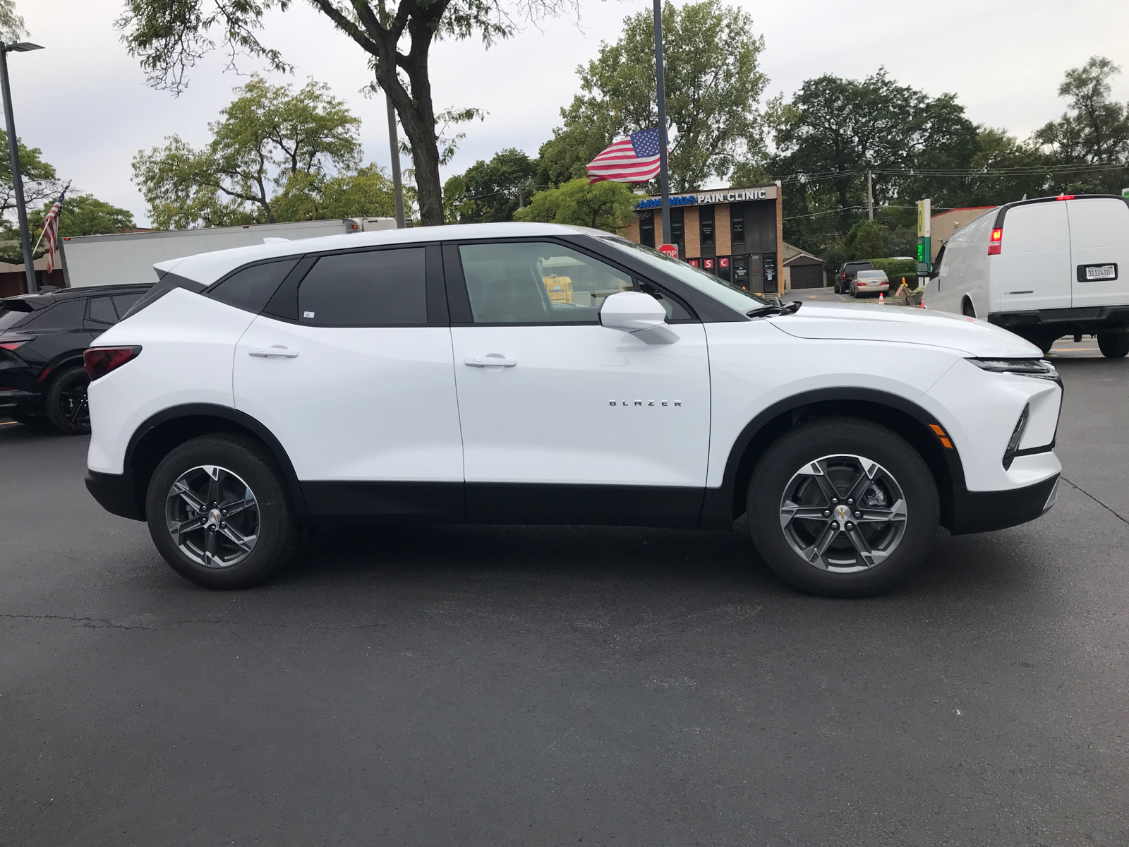 2025 Chevrolet Blazer LT 2