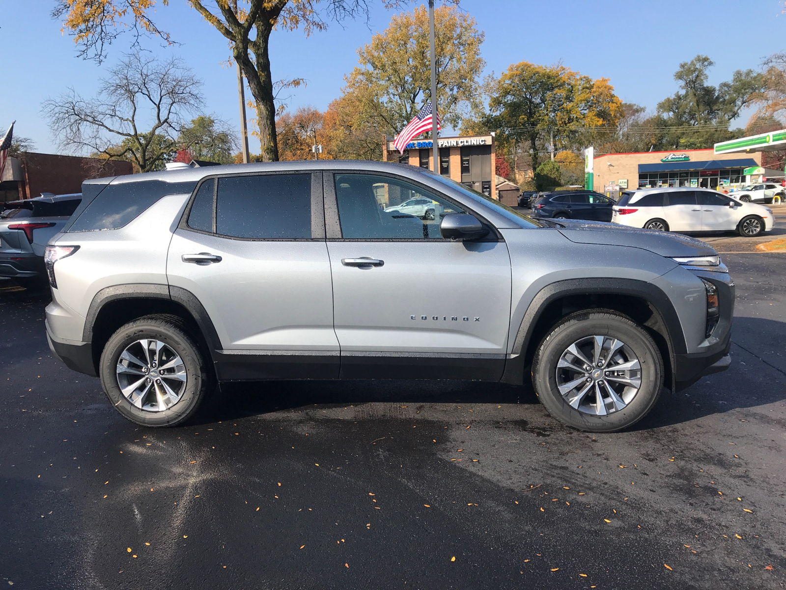 2025 Chevrolet Equinox FWD LT 2