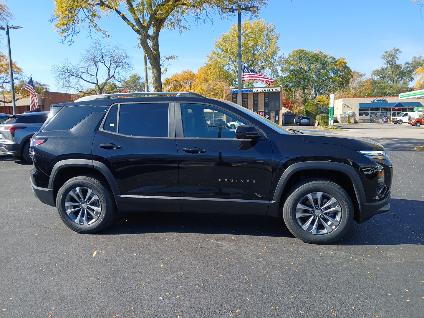 2025 Chevrolet Equinox FWD LT 2