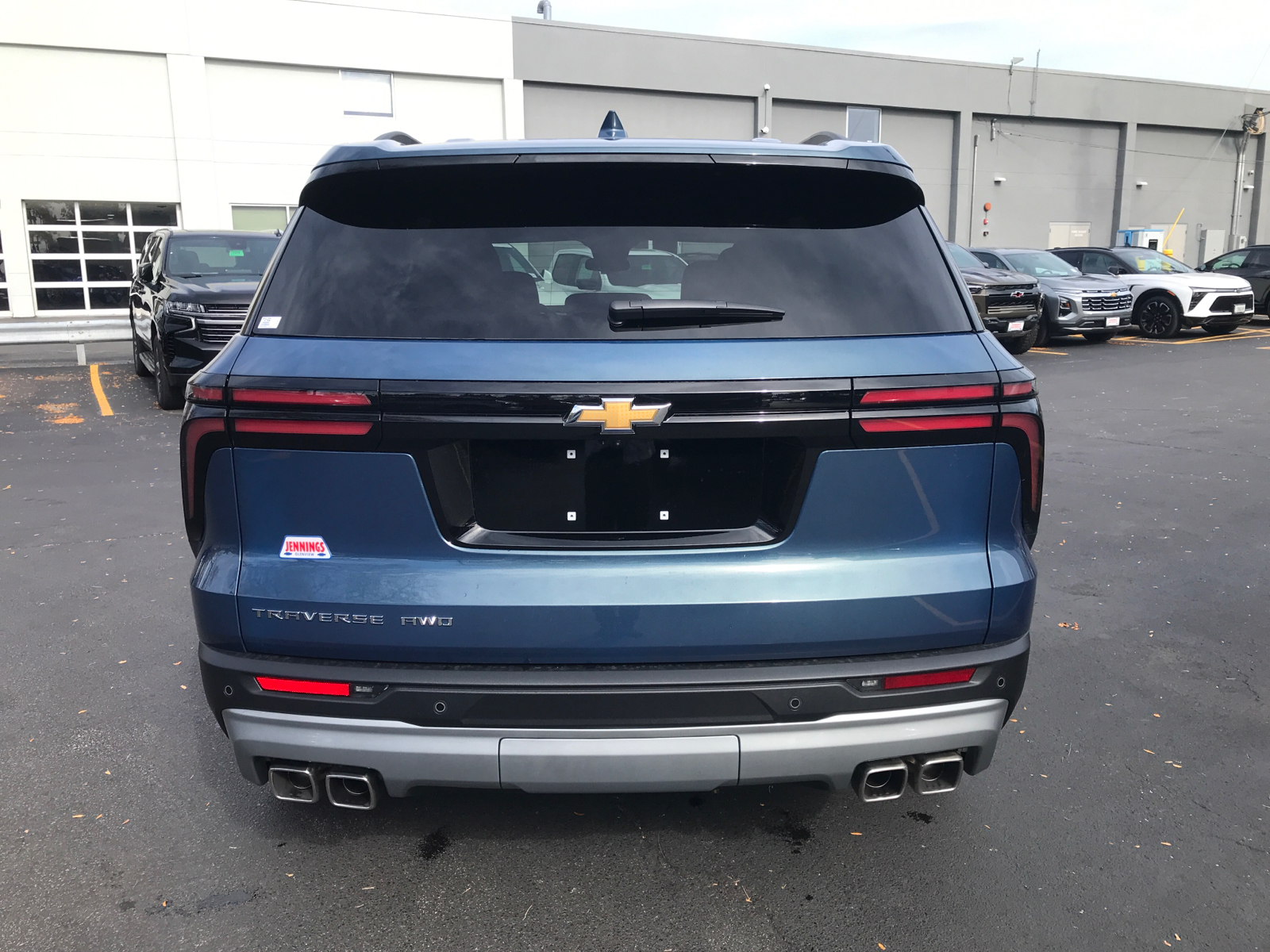 2025 Chevrolet Traverse AWD LT 23