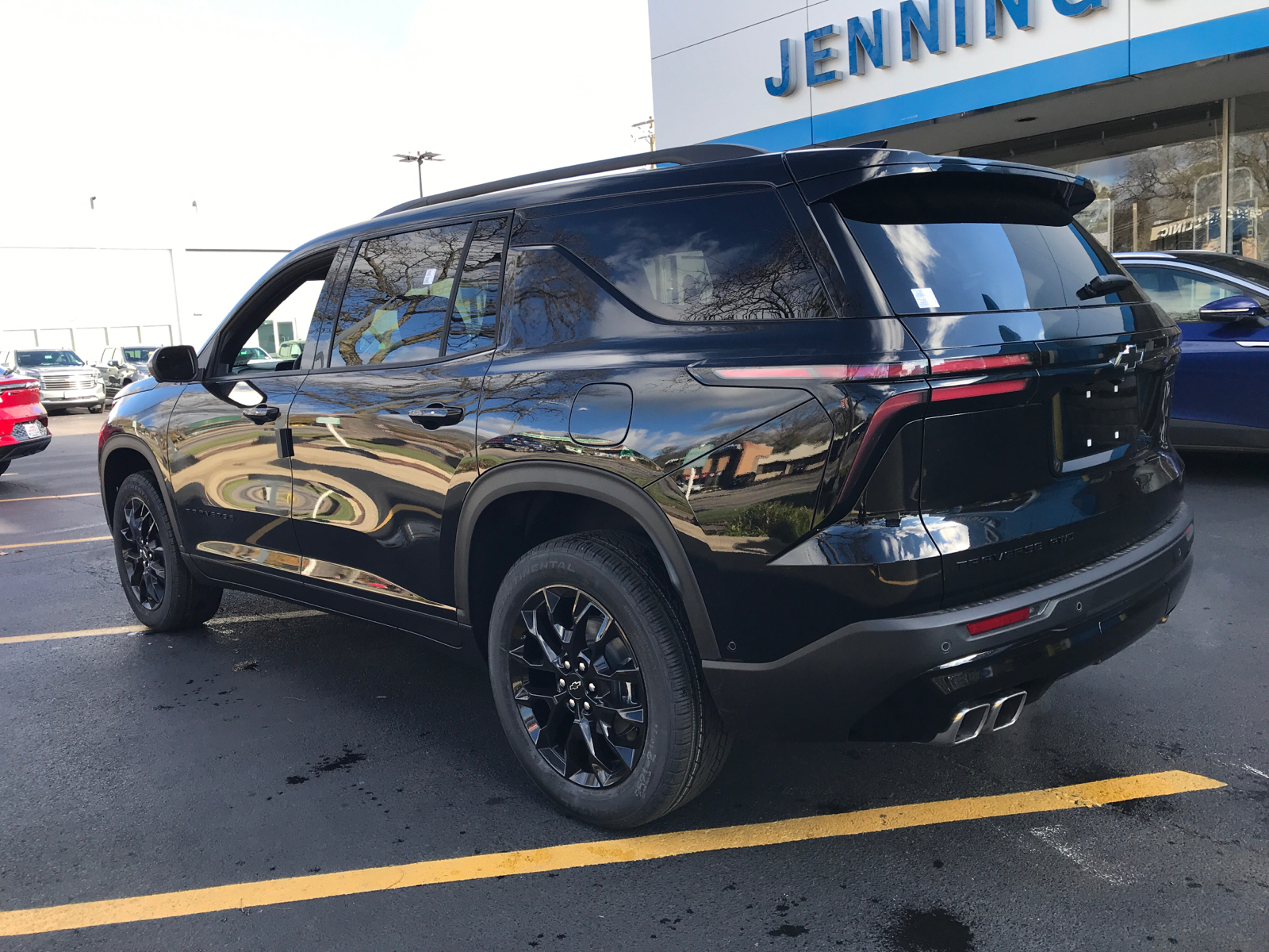 2025 Chevrolet Traverse AWD LT 4