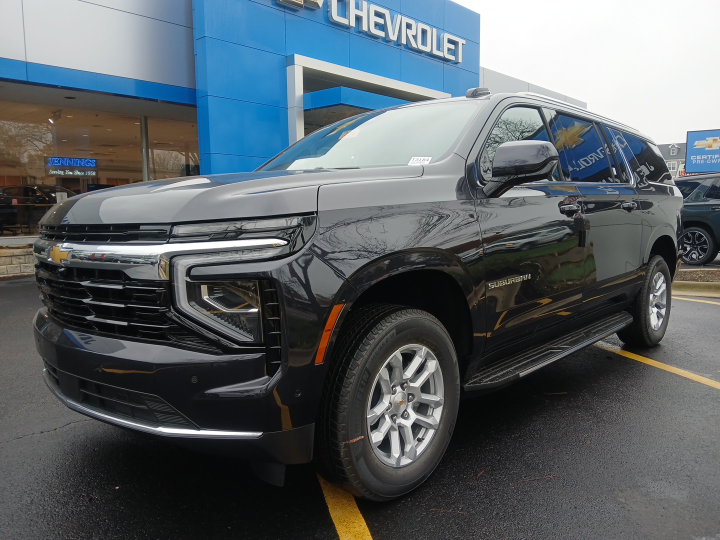 2025 Chevrolet Suburban LS 5