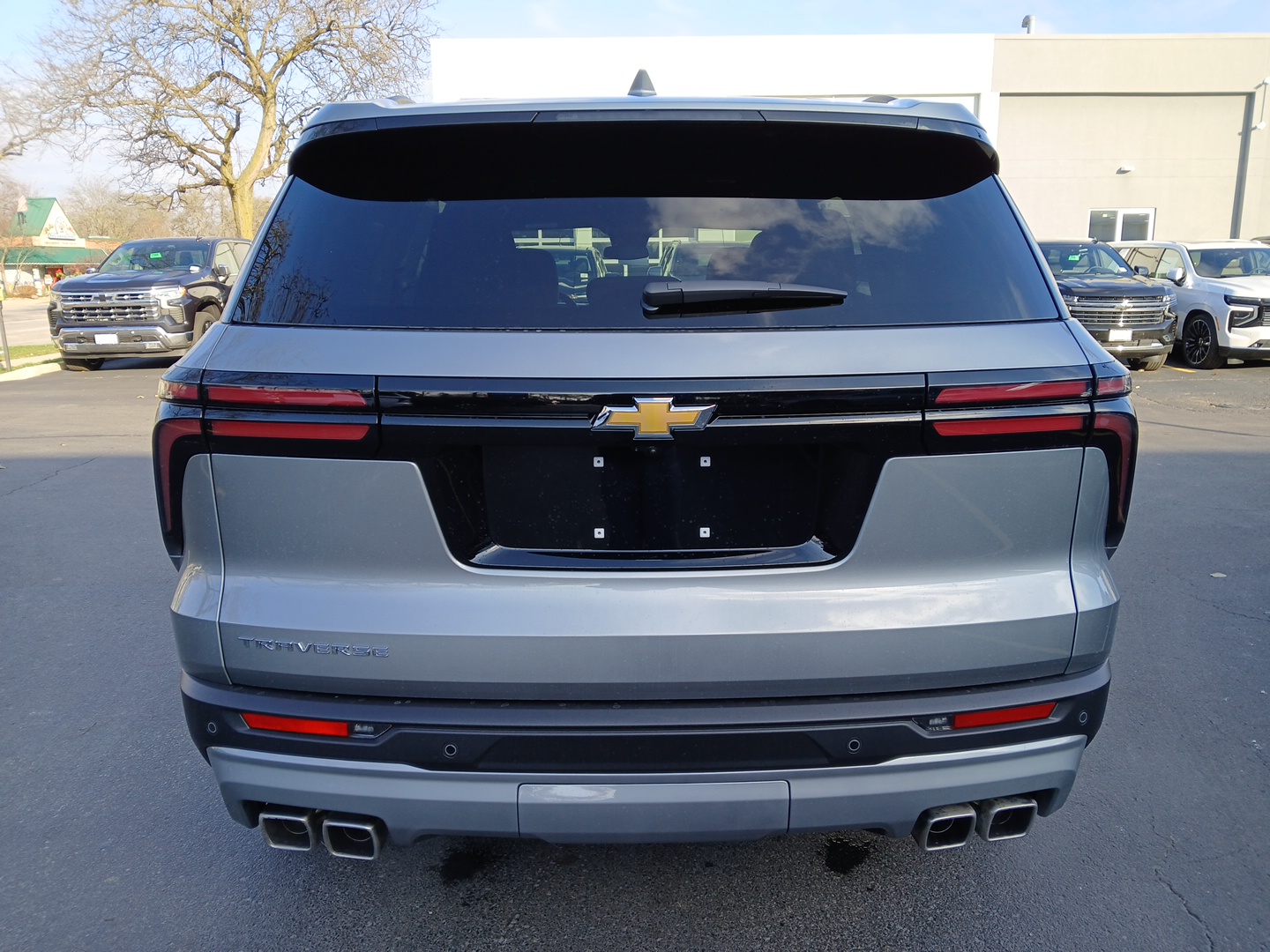 2025 Chevrolet Traverse FWD LT 24