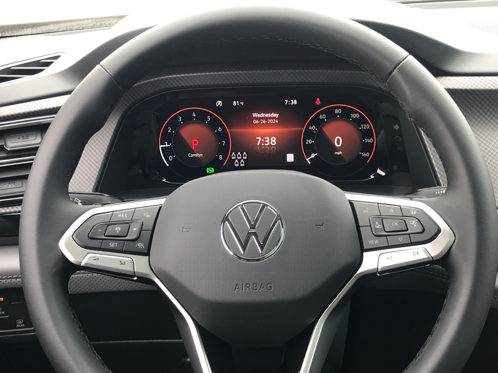 2024 Volkswagen Atlas Peak Edition SEL 4Motion 10