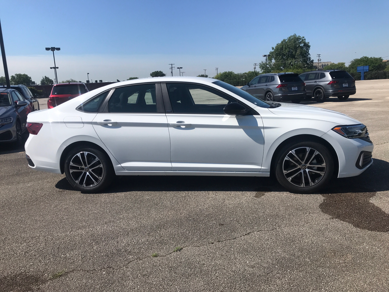 2024 Volkswagen Jetta Sport 2