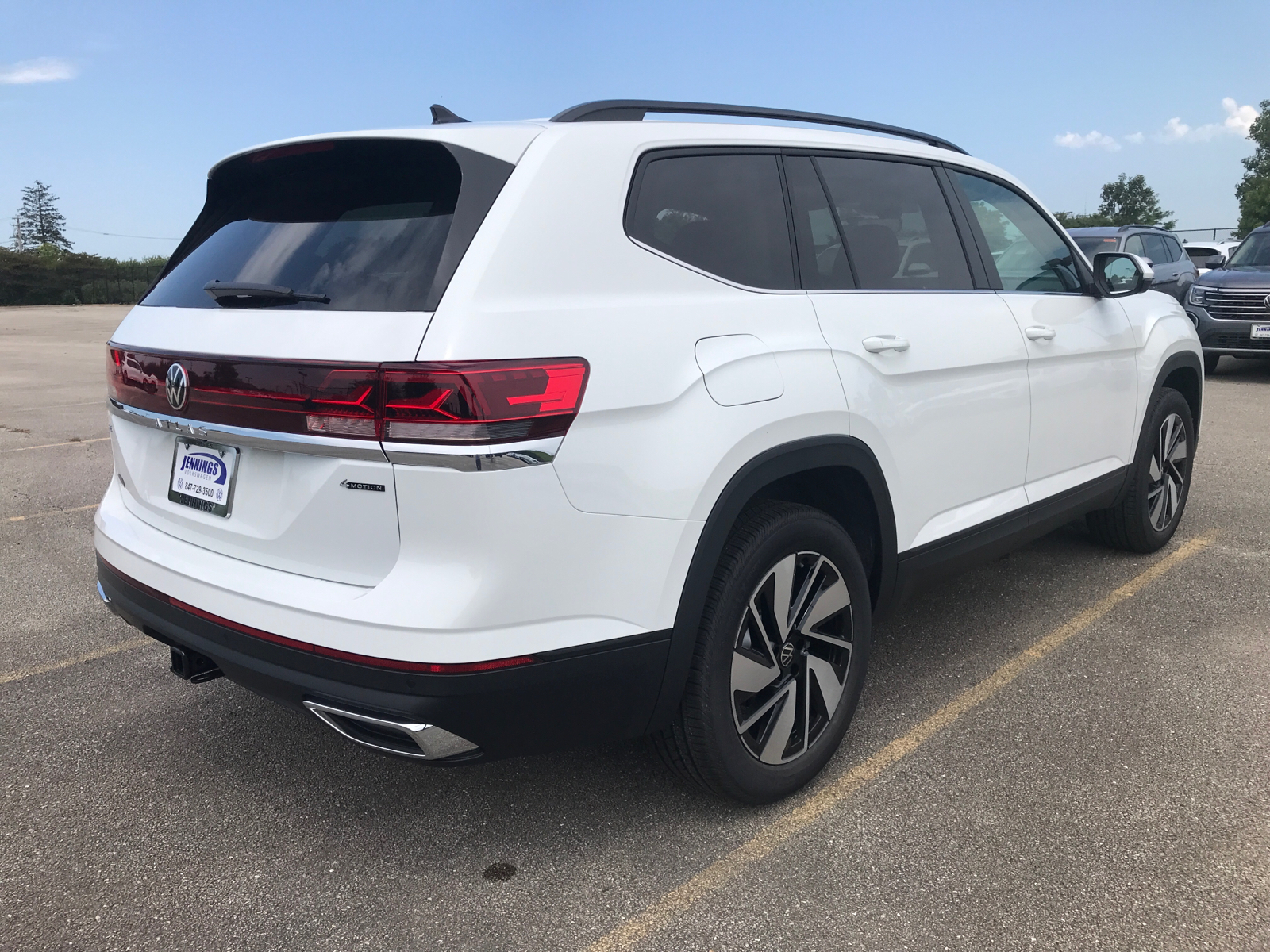 2024 Volkswagen Atlas 2.0T SE w/Technology 3