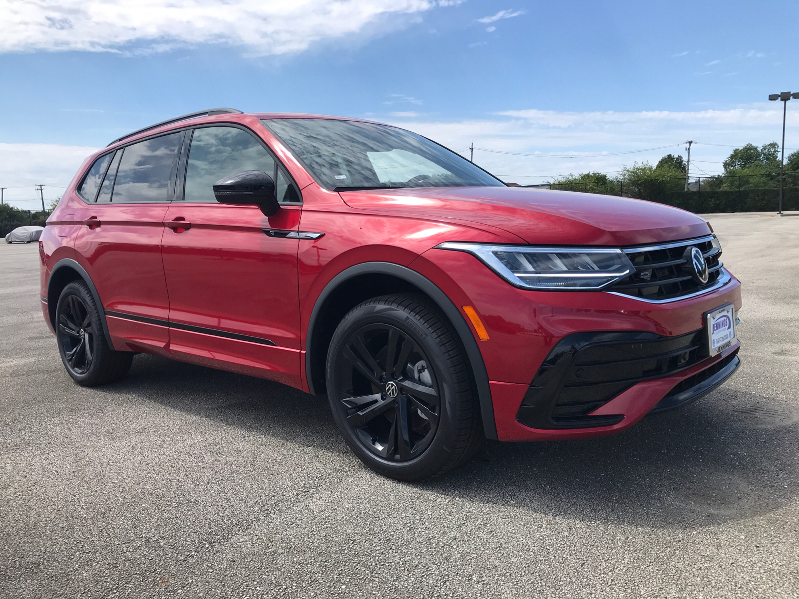 2024 Volkswagen Tiguan SE R-Line Black 1