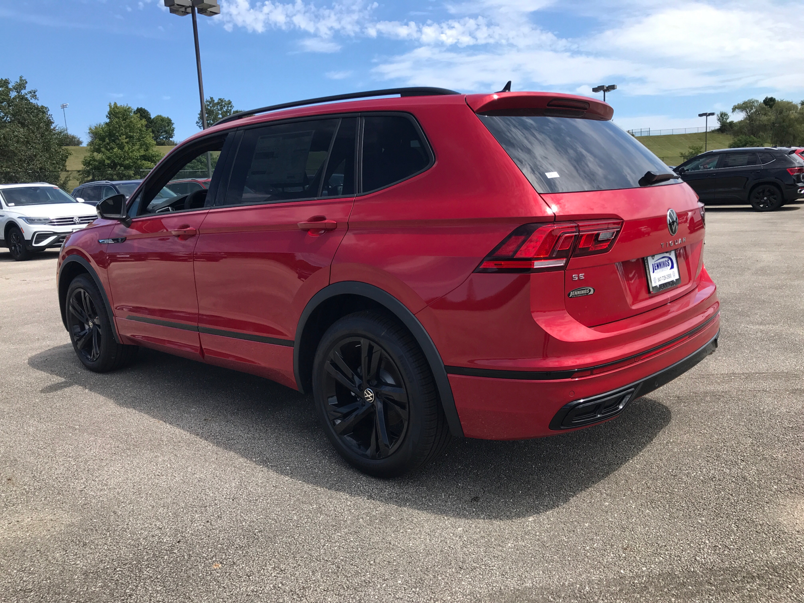 2024 Volkswagen Tiguan SE R-Line Black 4