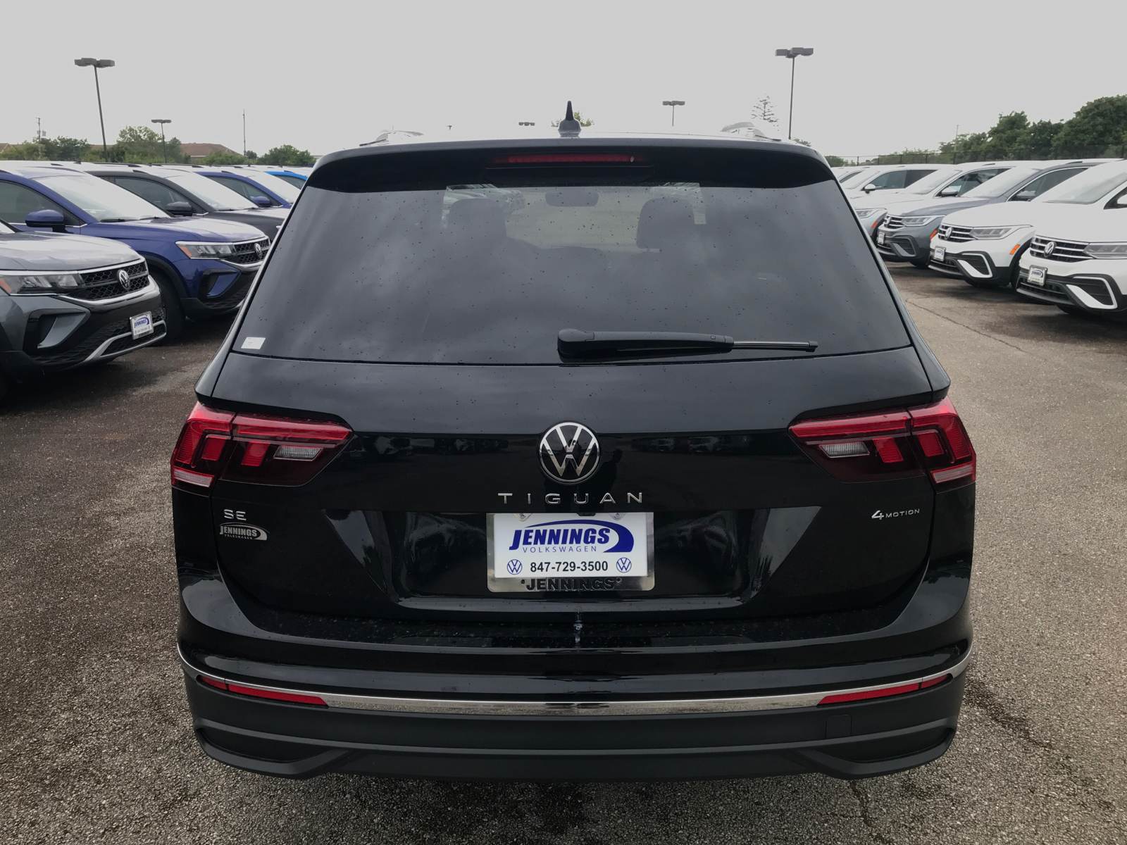 2024 Volkswagen Tiguan SE 24