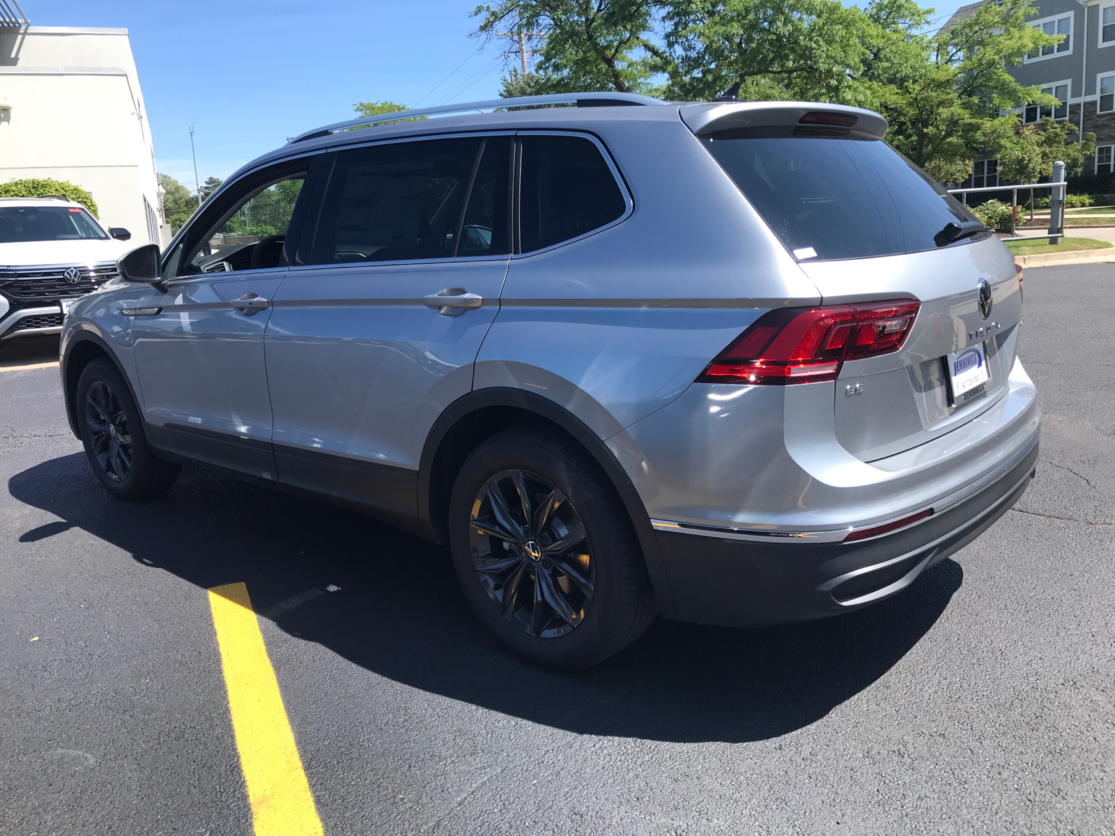 2024 Volkswagen Tiguan SE 4