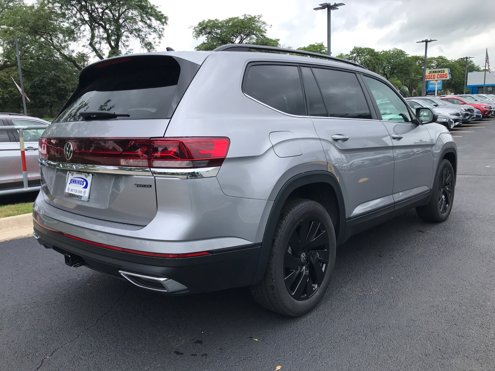 2024 Volkswagen Atlas 2.0T SE w/Technology 3