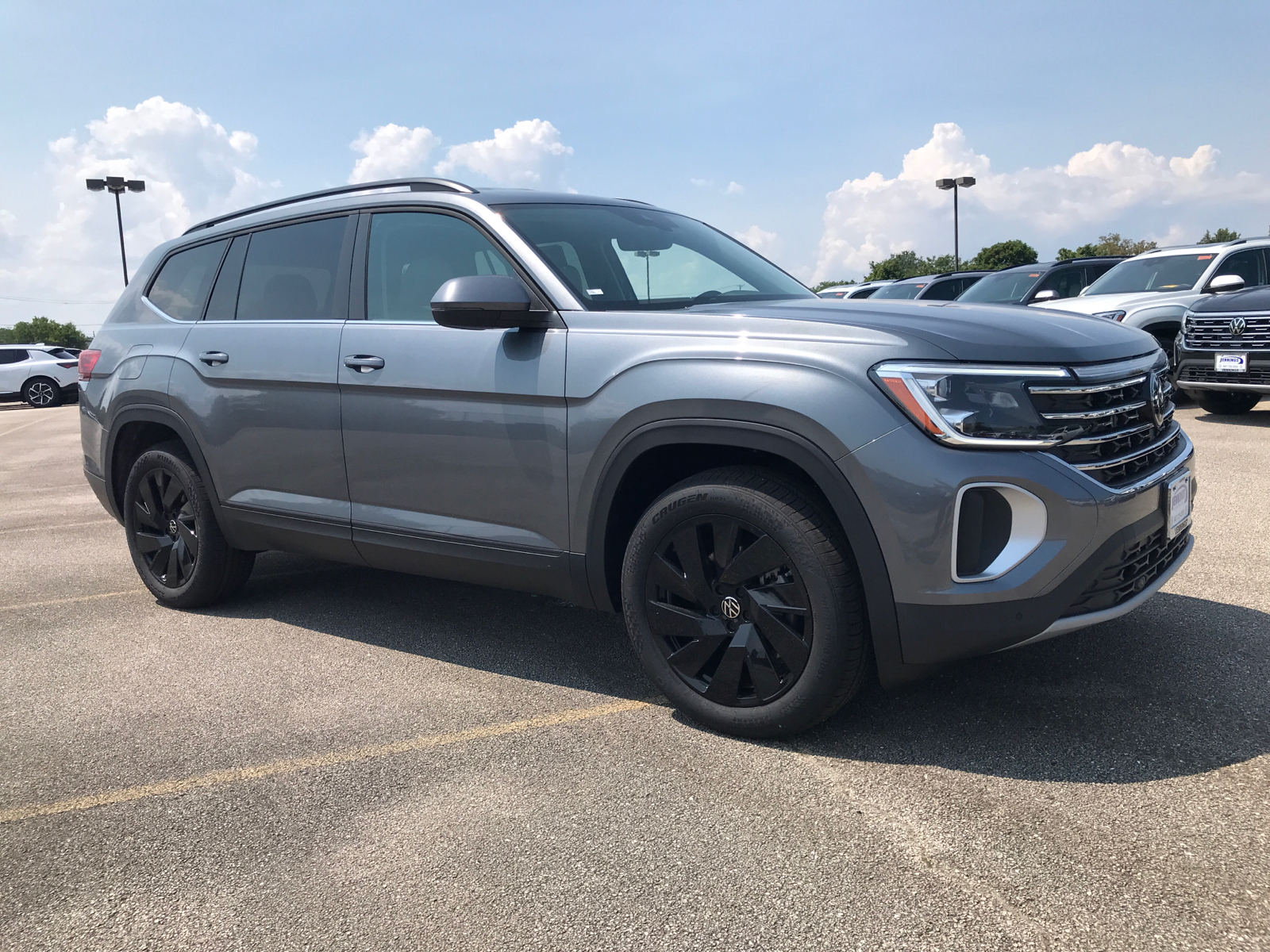 2024 Volkswagen Atlas 2.0T SE w/Technology 1