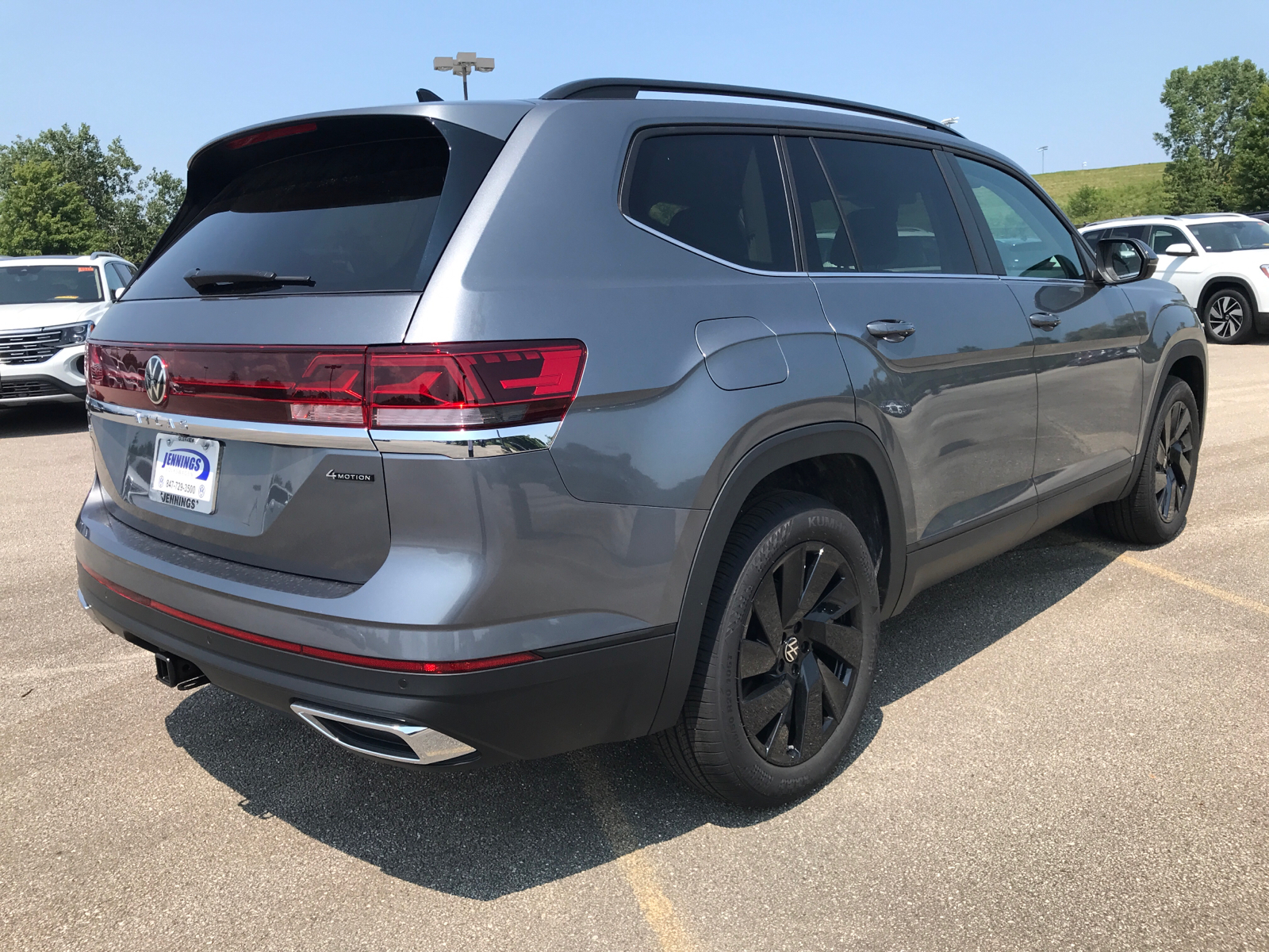 2024 Volkswagen Atlas 2.0T SE w/Technology 3