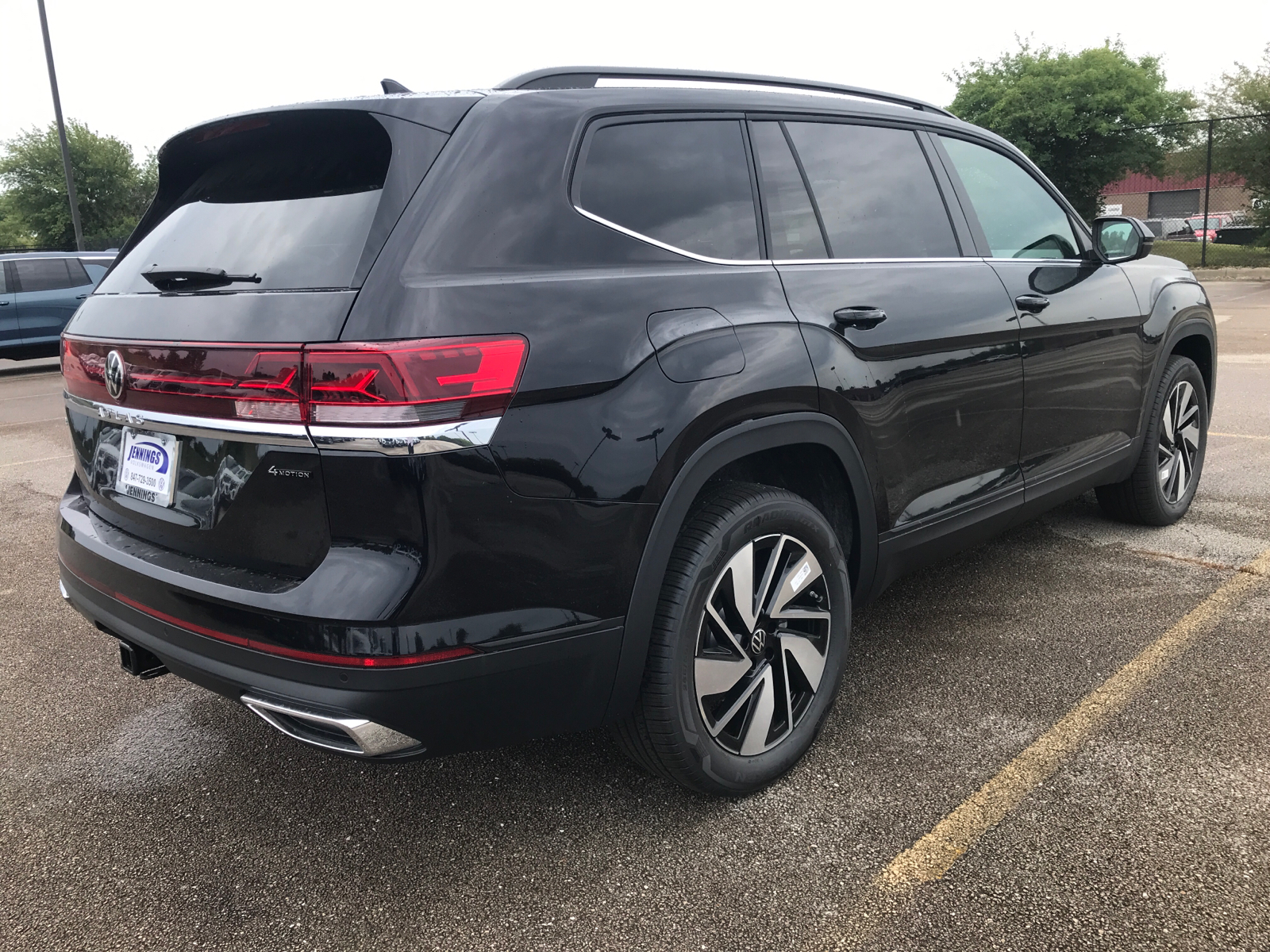 2024 Volkswagen Atlas 2.0T SE w/Technology 3