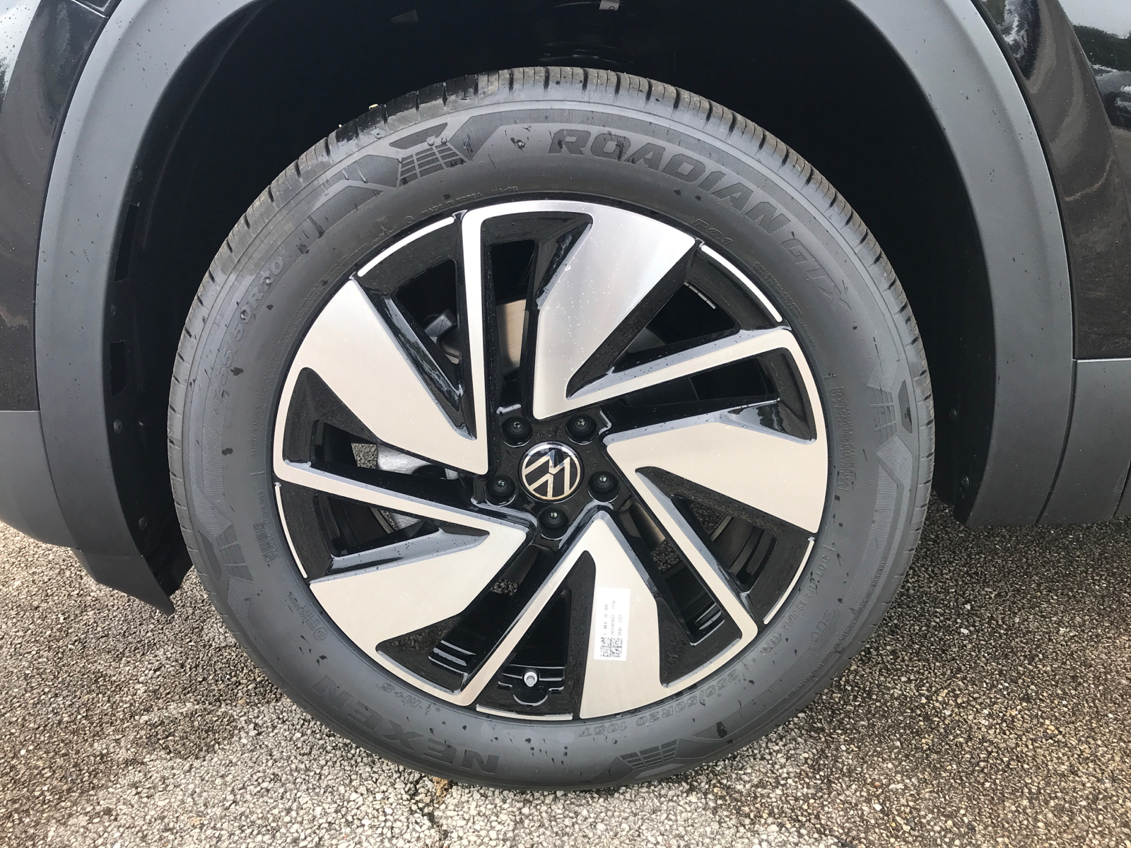 2024 Volkswagen Atlas 2.0T SE w/Technology 27