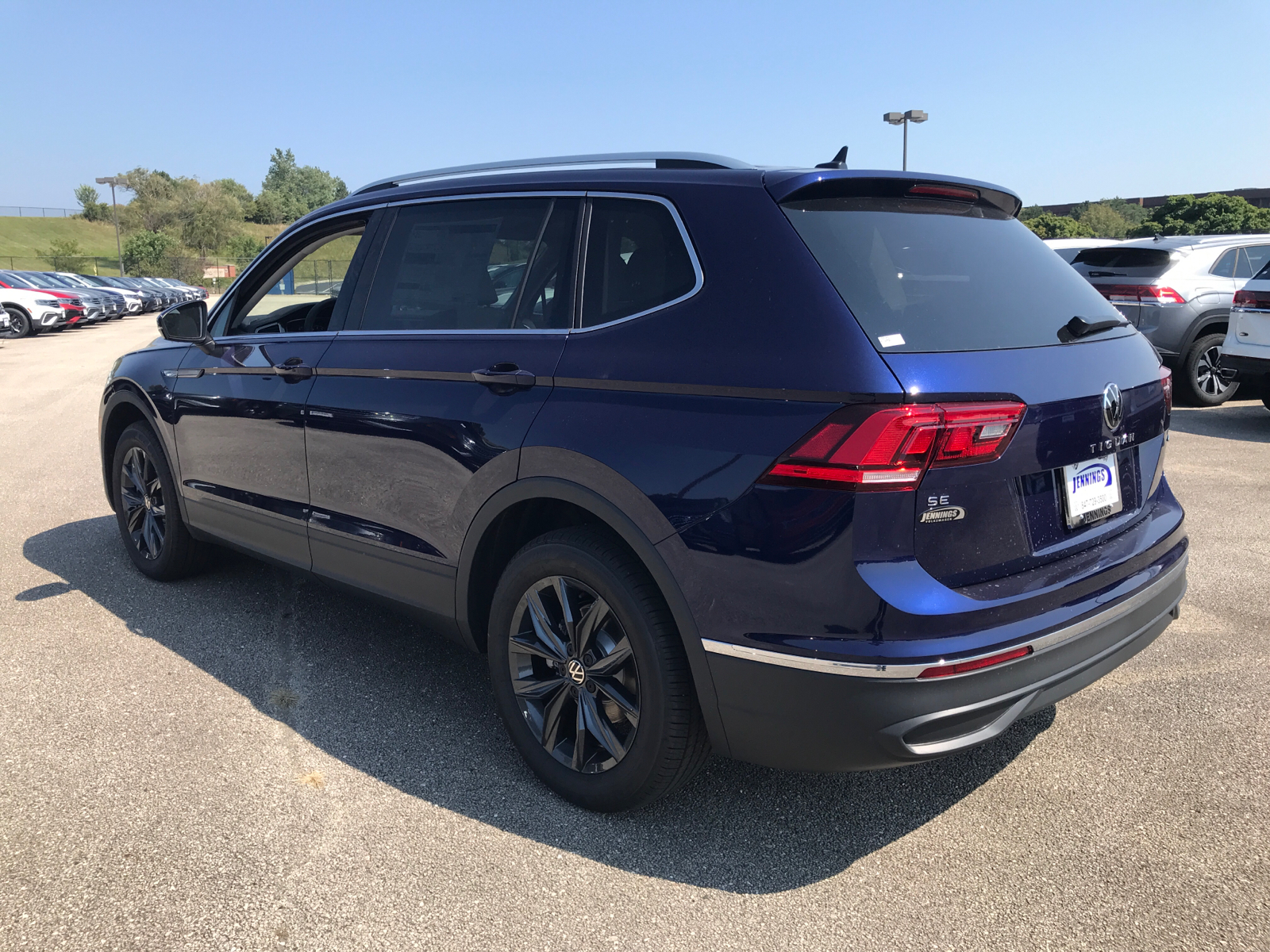 2024 Volkswagen Tiguan SE 4