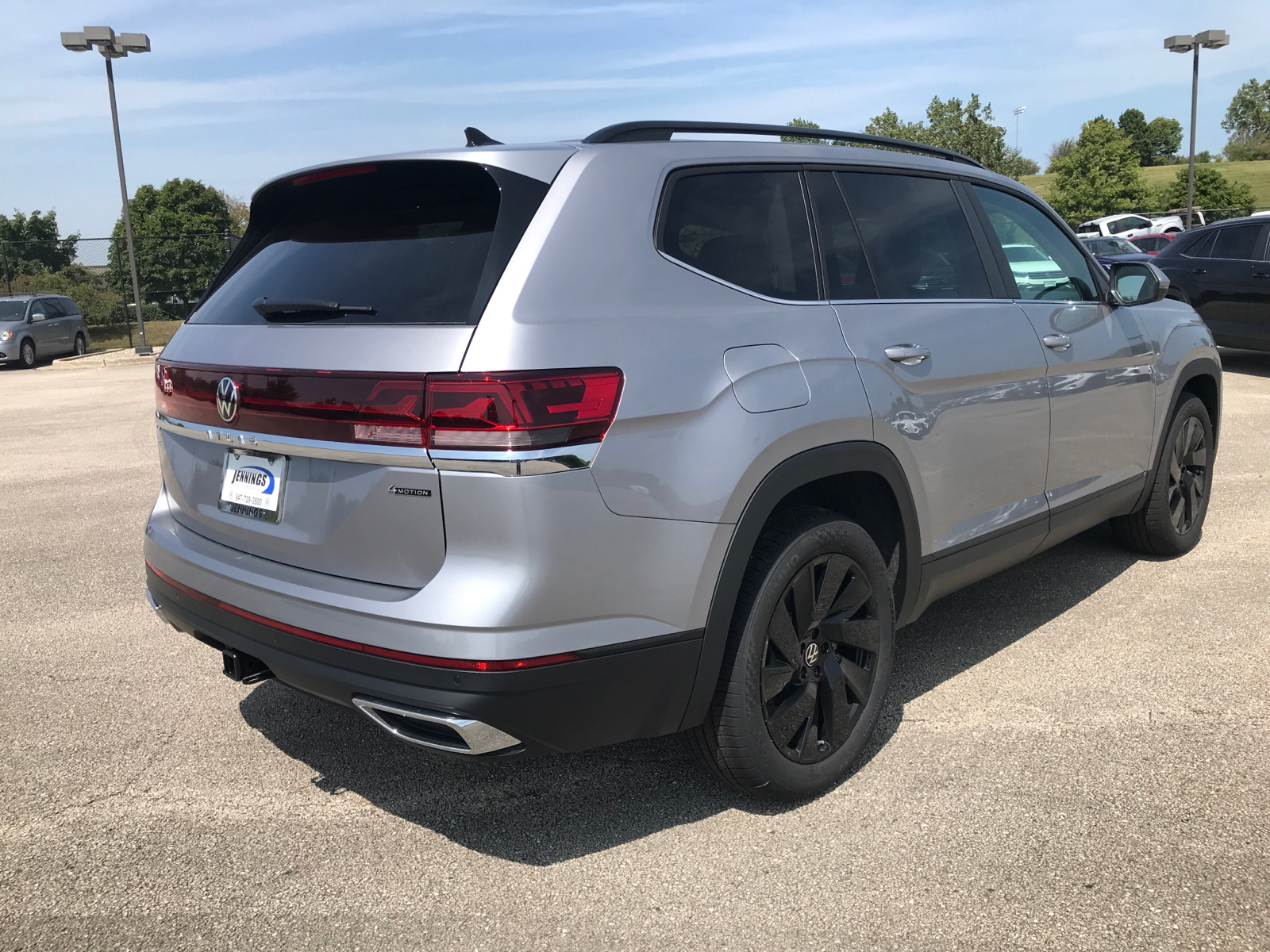 2024 Volkswagen Atlas 2.0T SE w/Technology 3