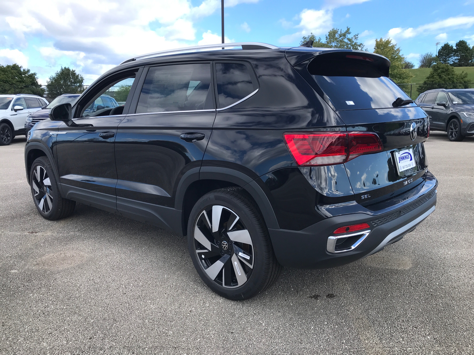 2024 Volkswagen Taos SEL 4