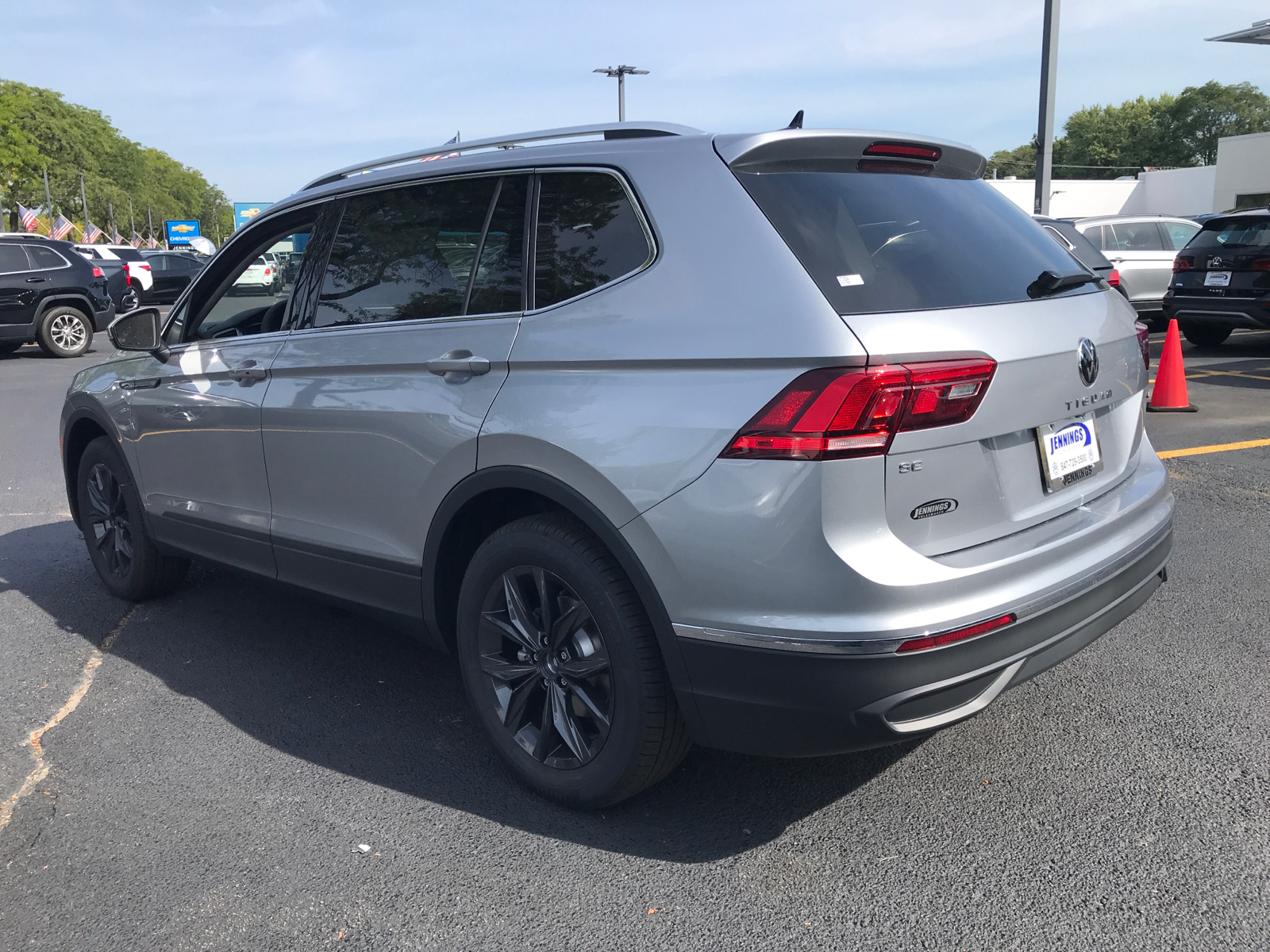 2024 Volkswagen Tiguan SE 4