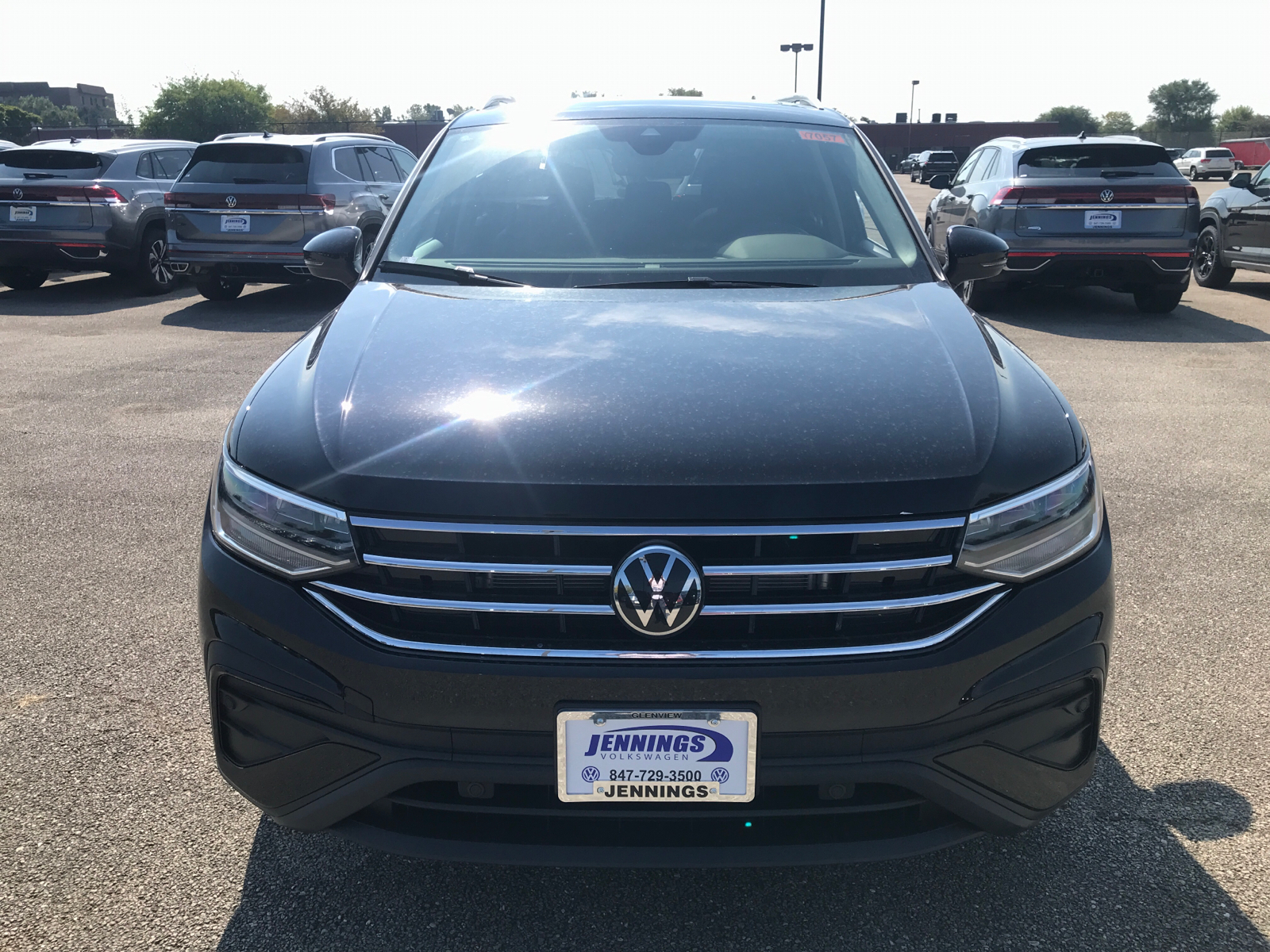 2024 Volkswagen Tiguan SE 28