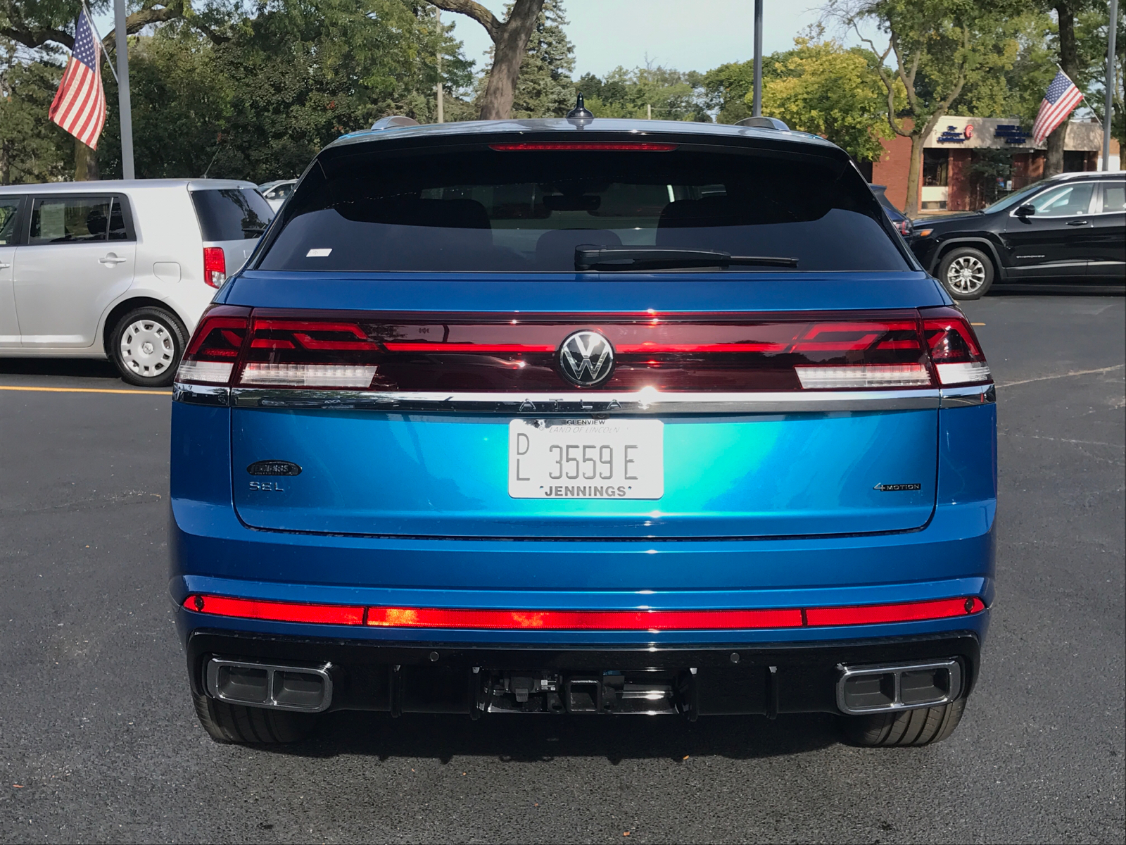 2024 Volkswagen Atlas Cross Sport 2.0T SEL Premium R-Line 25