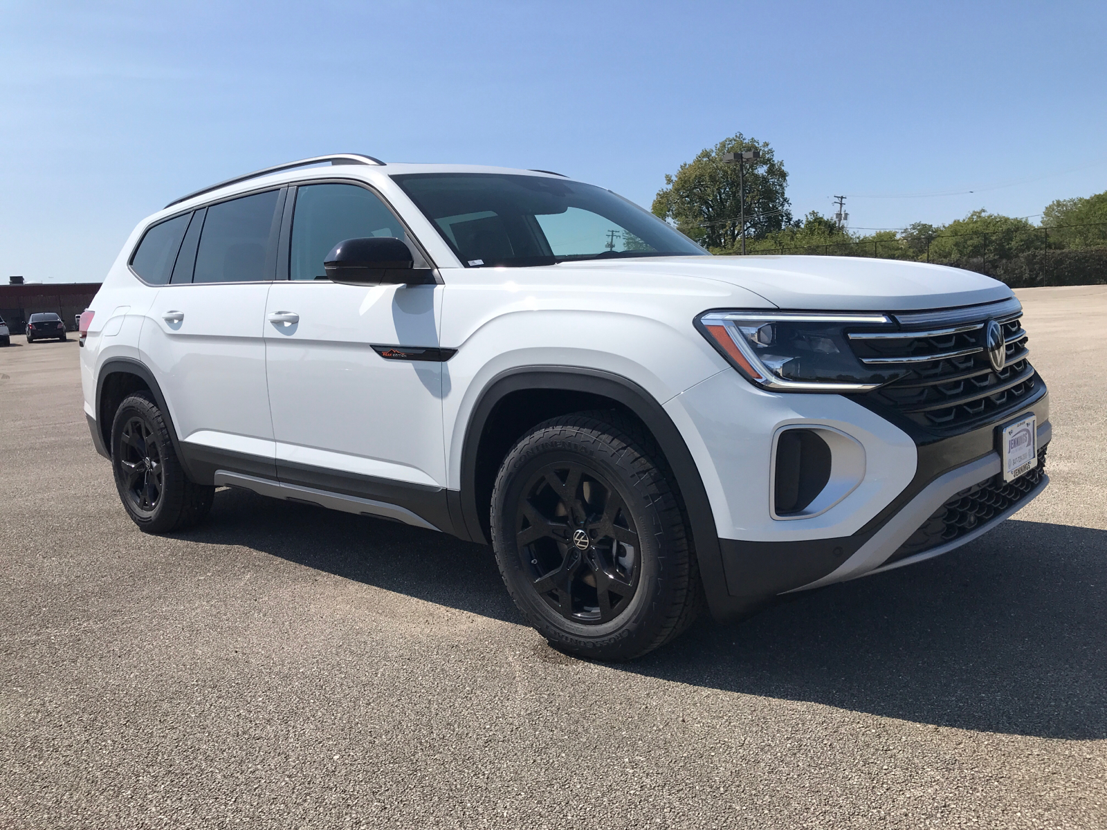 2024 Volkswagen Atlas 2.0T Peak Edition SE w/Technology 1