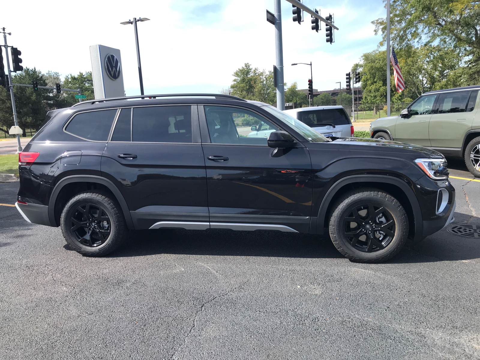 2024 Volkswagen Atlas 2.0T Peak Edition SE w/Technology 2