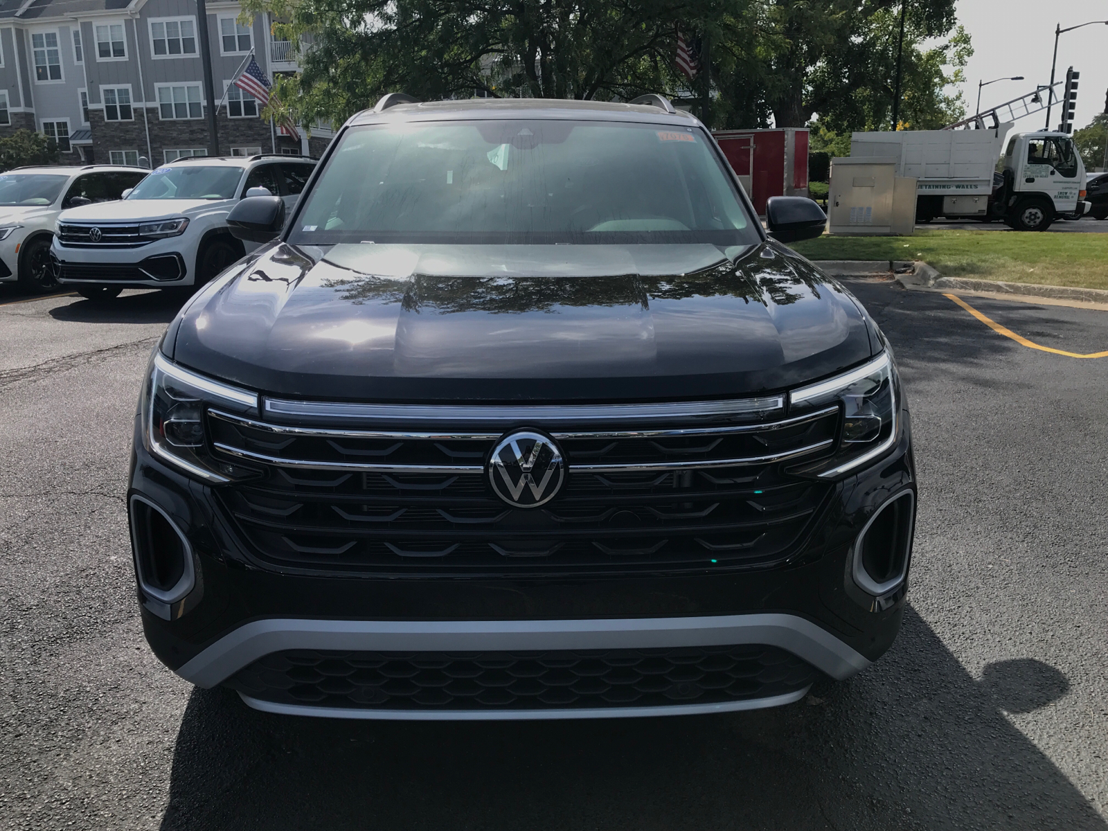 2024 Volkswagen Atlas 2.0T Peak Edition SE w/Technology 30