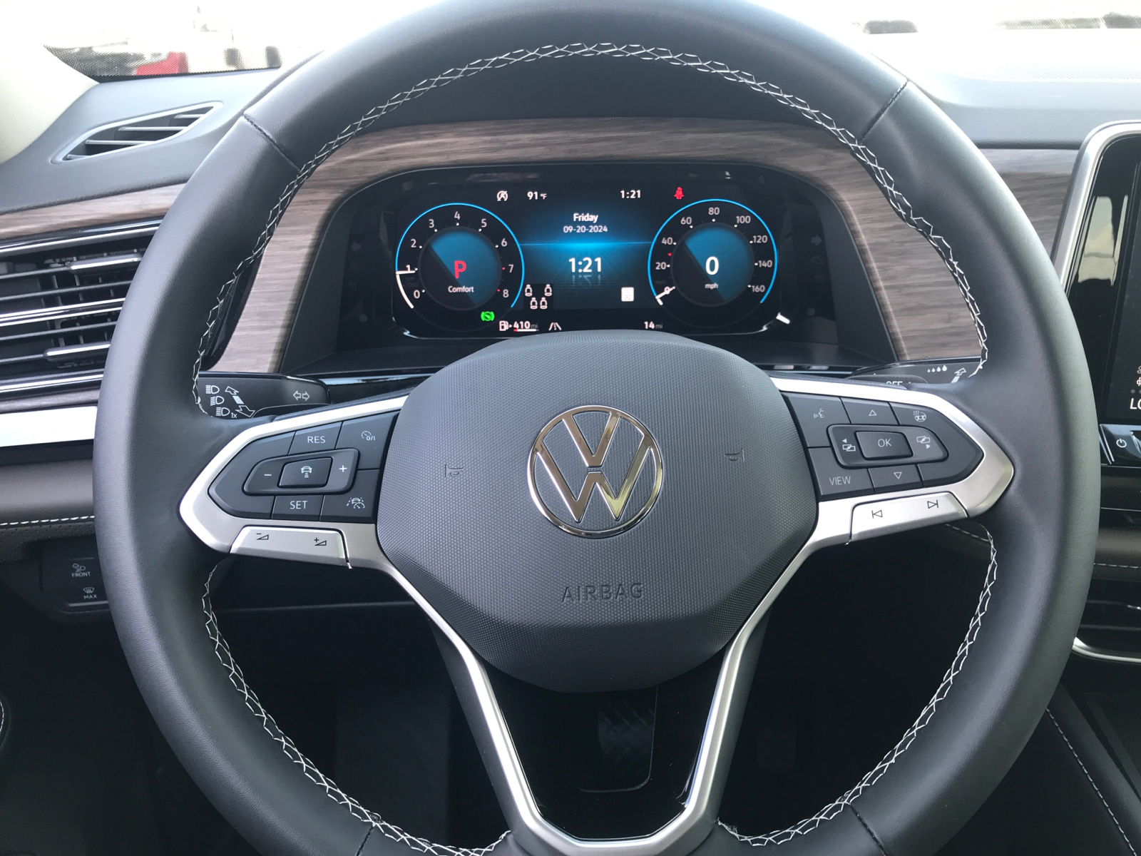 2024 Volkswagen Atlas 2.0T SEL 10