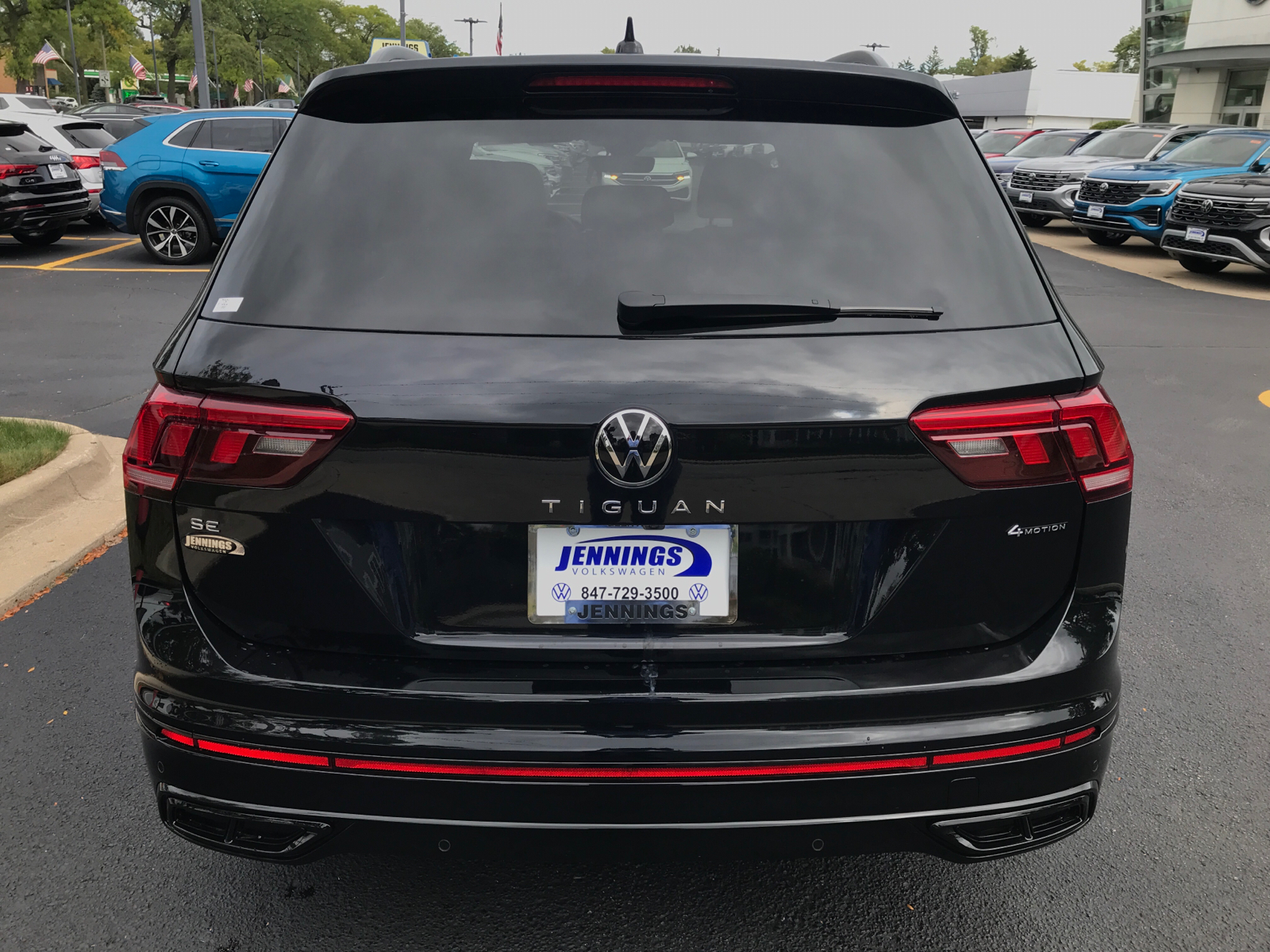 2024 Volkswagen Tiguan SE R-Line Black 25