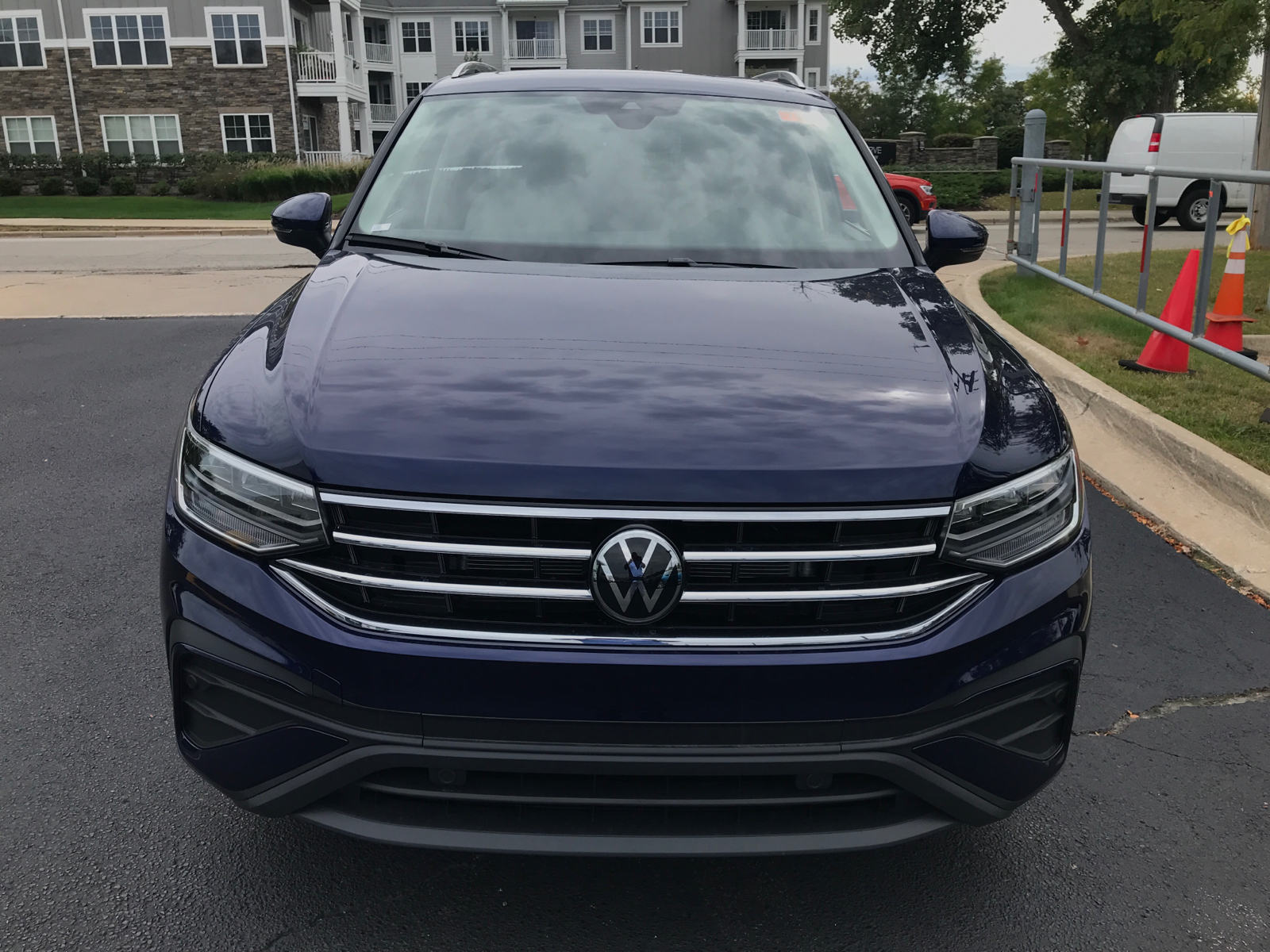 2024 Volkswagen Tiguan SE 27