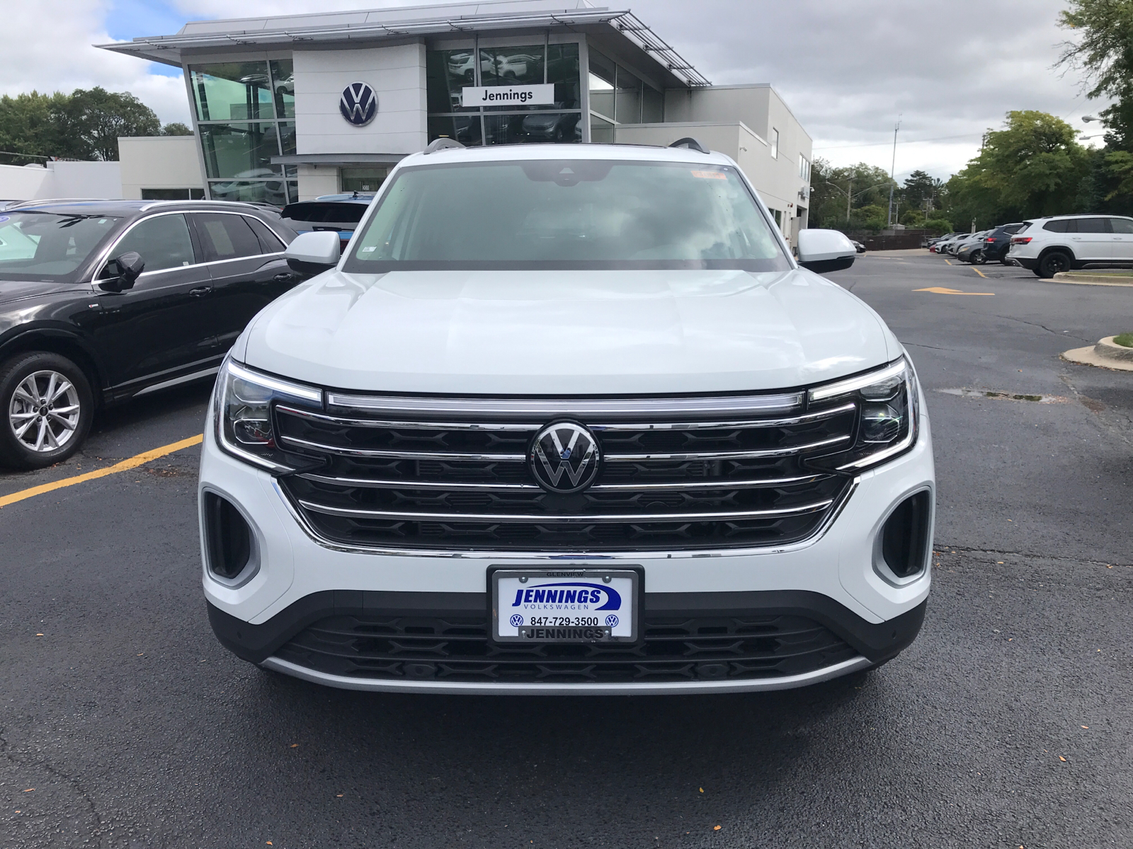 2024 Volkswagen Atlas 2.0T SE w/Technology 29