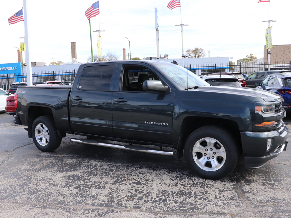 2017 Chevrolet Silverado 1500 LT 3