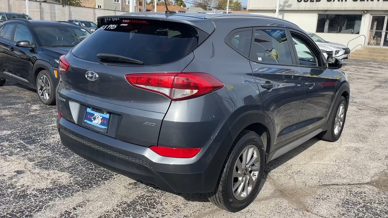 2017 Hyundai Tucson SE 23