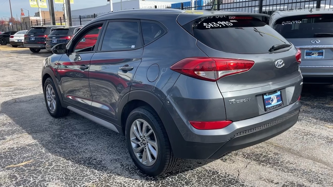 2017 Hyundai Tucson SE 24